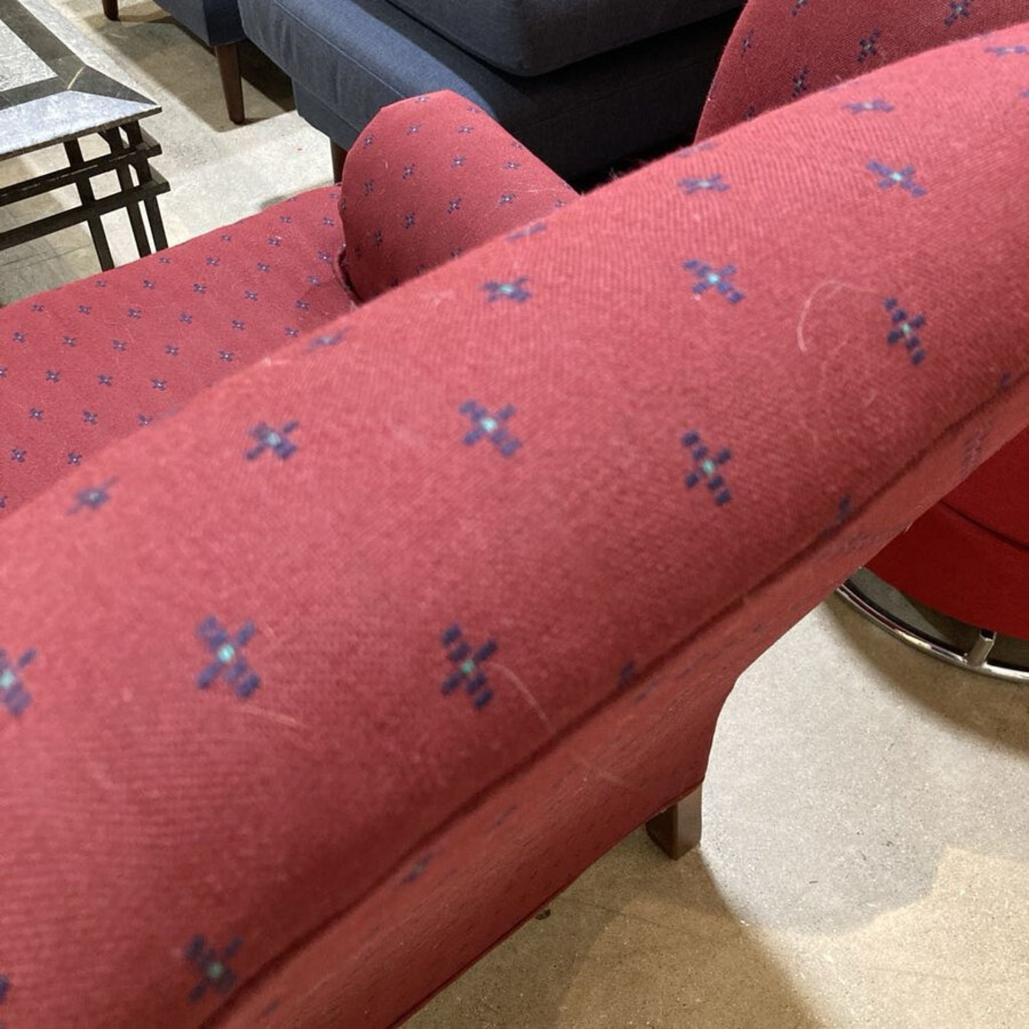 Flexsteel Traditional Upholstered Wingback Chair - image-12