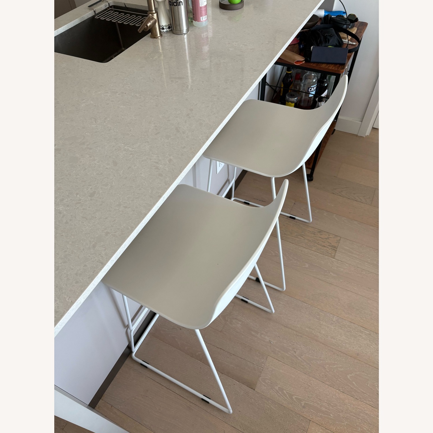 Article Svelti White Counter Stools - image-3