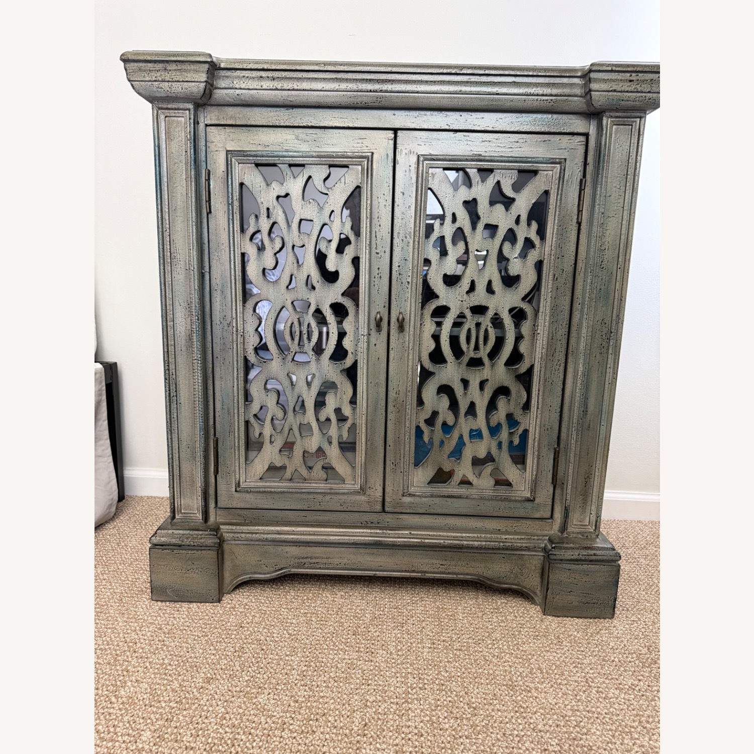 Raymour & Flanigan Green Sideboard - image-5