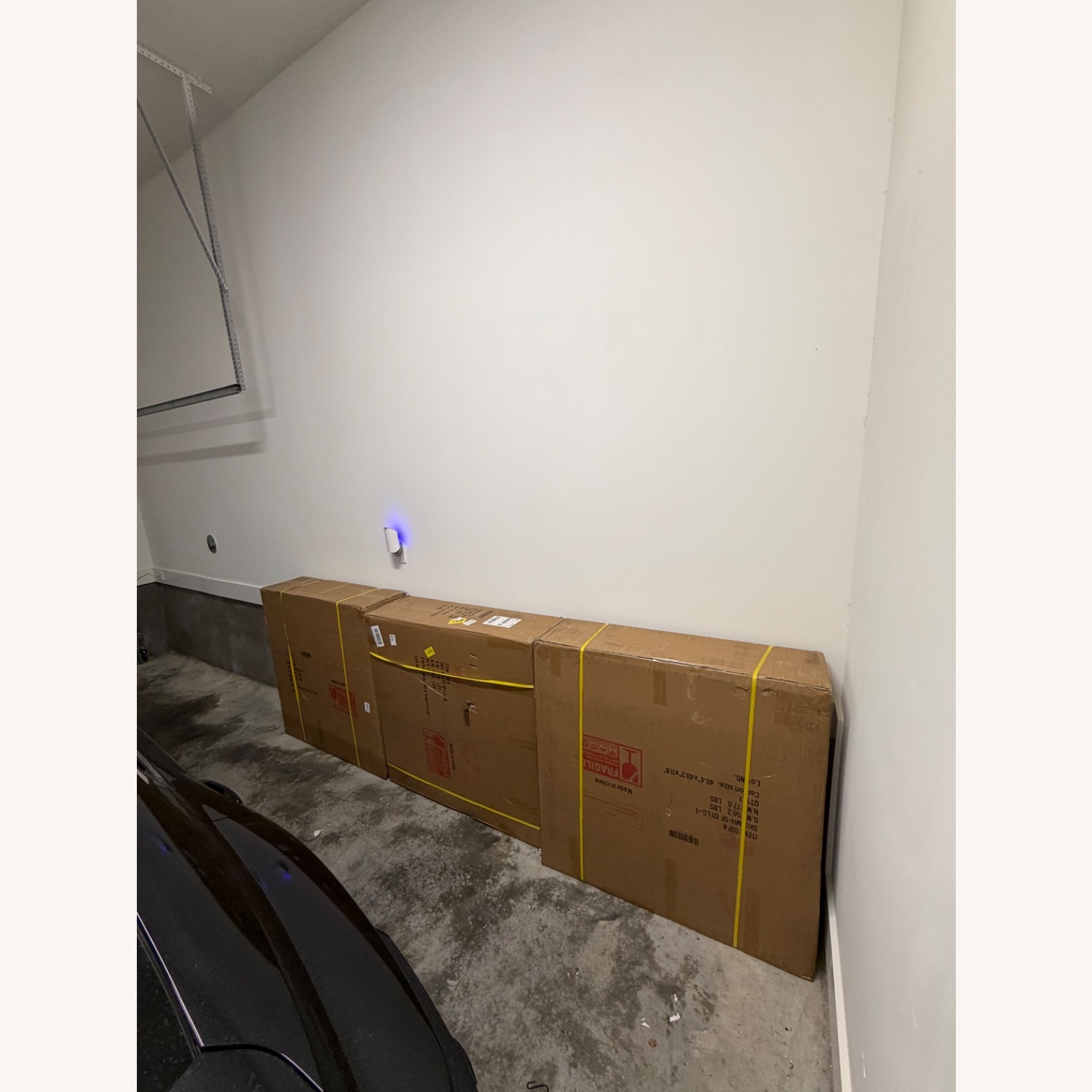 Light Gray 3+ Piece Sectional - image-5