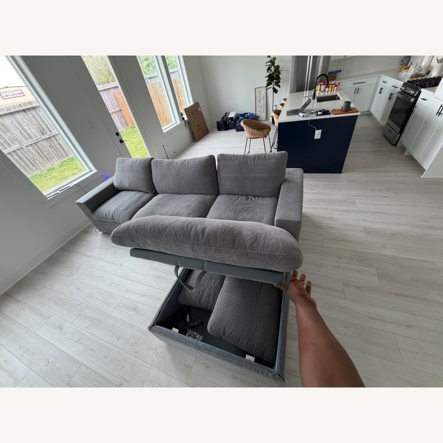 Light Gray 3+ Piece Sectional - image-4