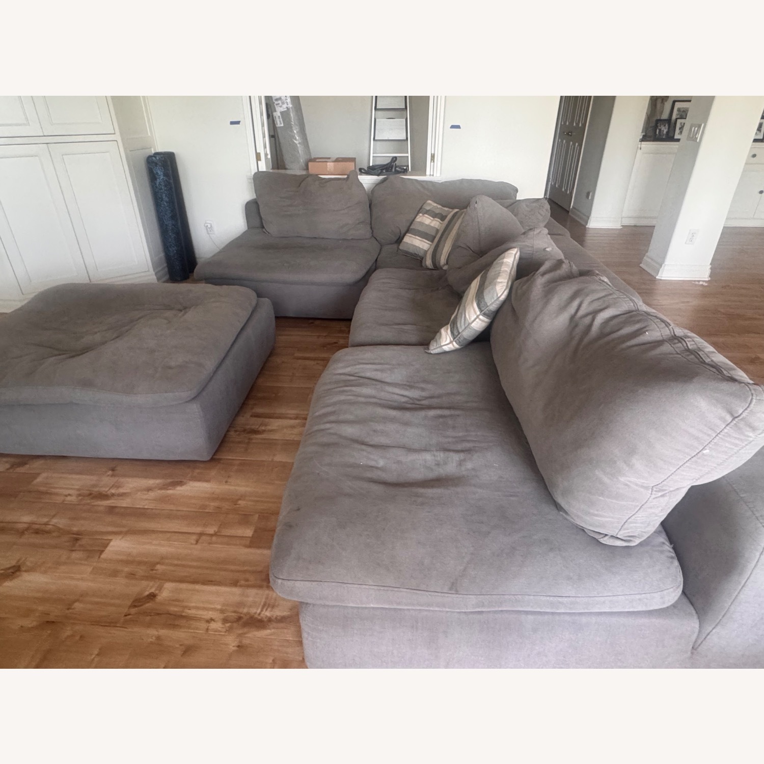 Jeromes Light Gray Fabric 3+ Piece Sectional - image-2