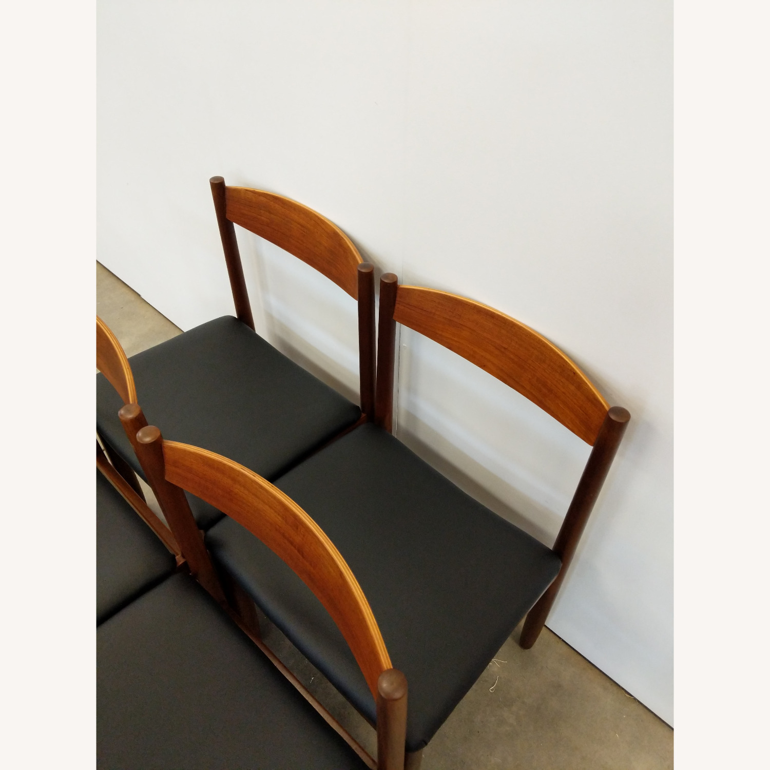 Set of 4 Vintage Mid Century Modern Dining Chairs - image-8