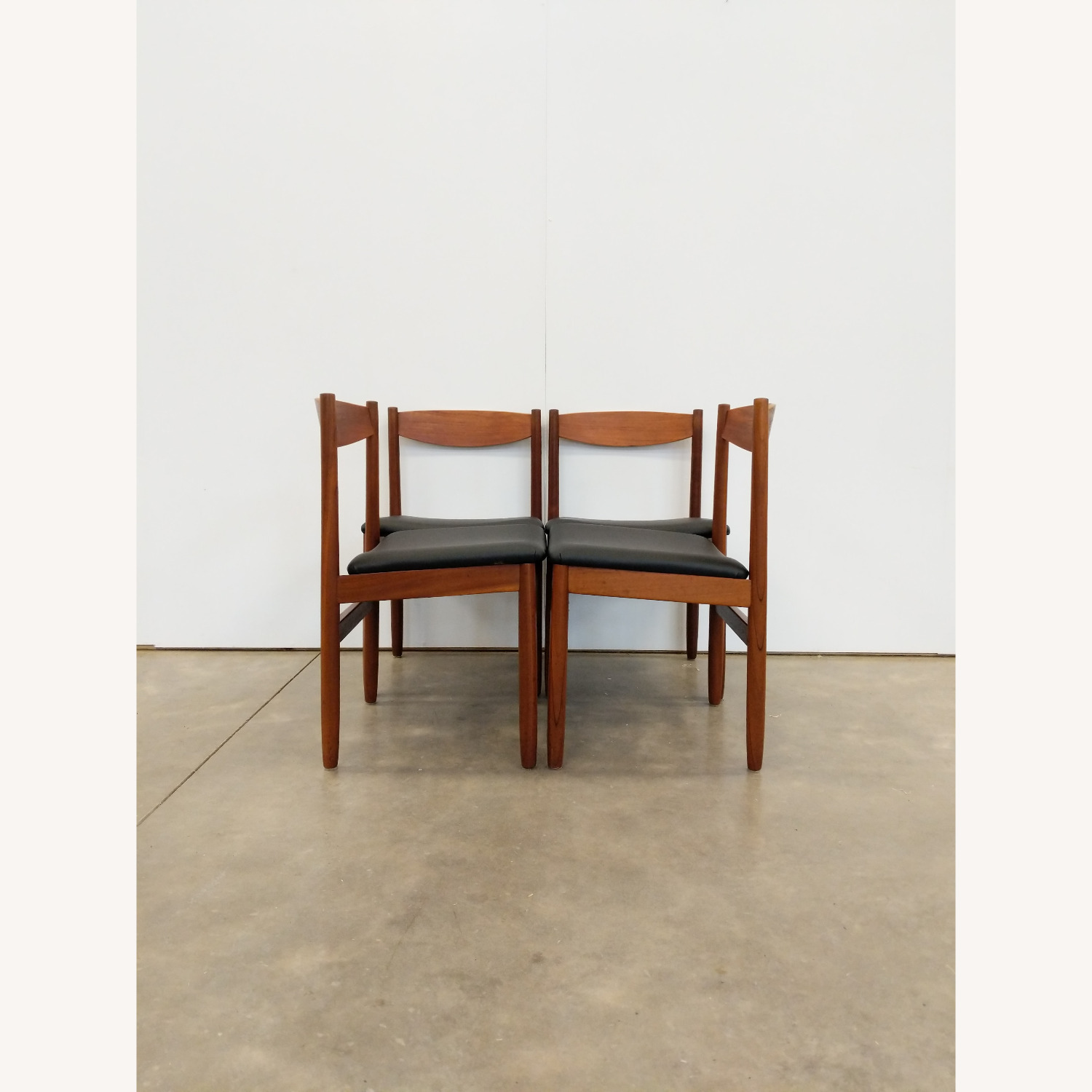 Set of 4 Vintage Mid Century Modern Dining Chairs - image-2