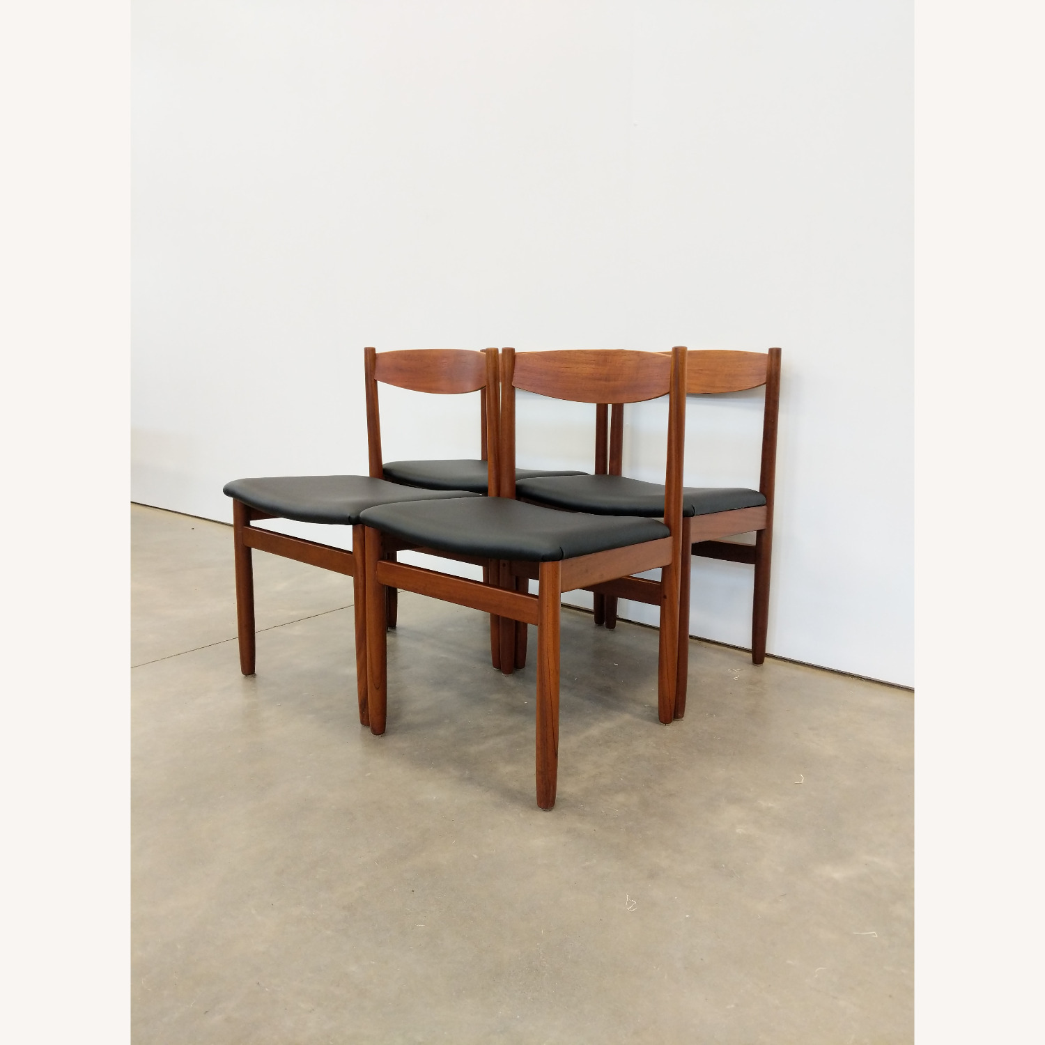 Set of 4 Vintage Mid Century Modern Dining Chairs - image-6