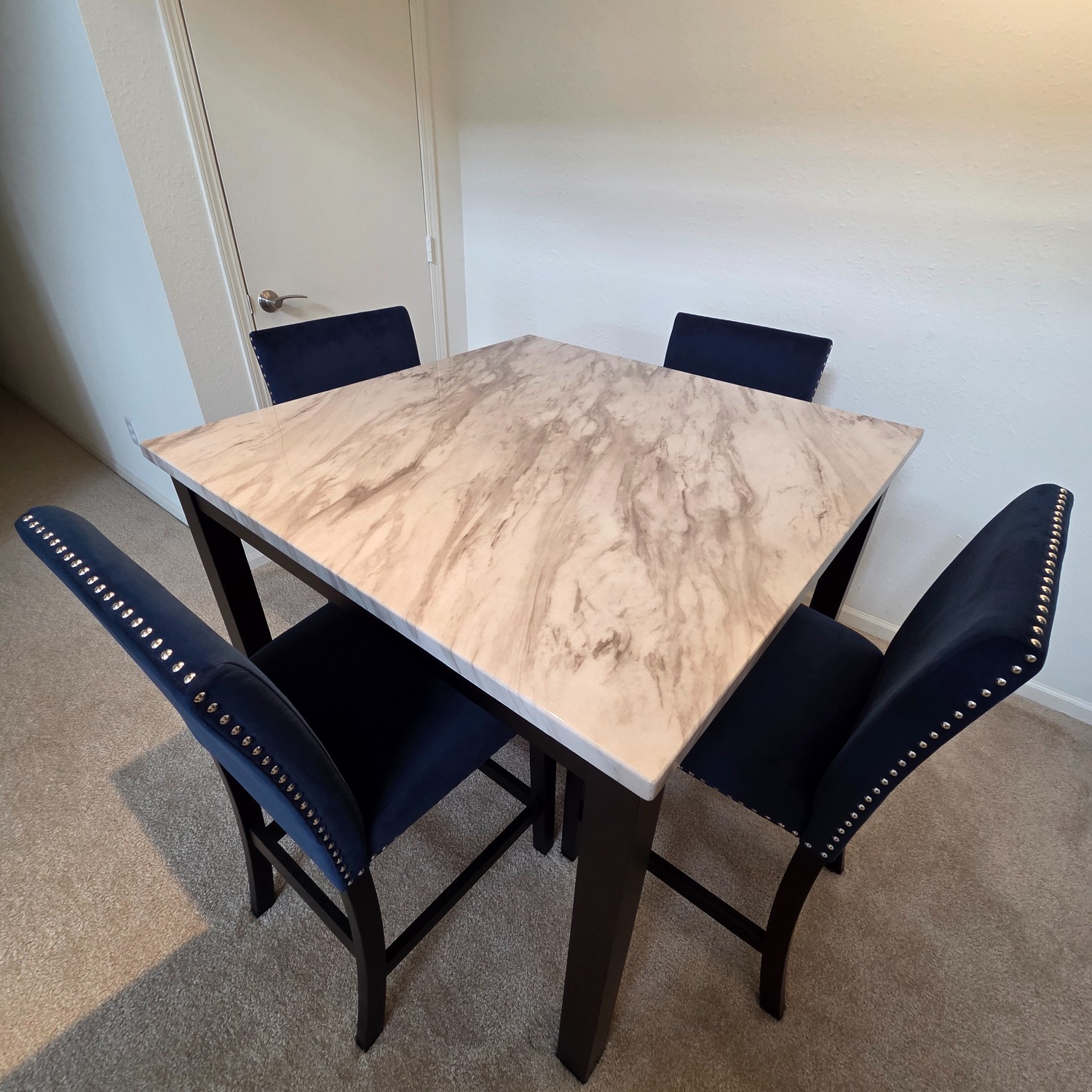 Cranderlyn 5-Piece Counter-Height Dining Set - image-4