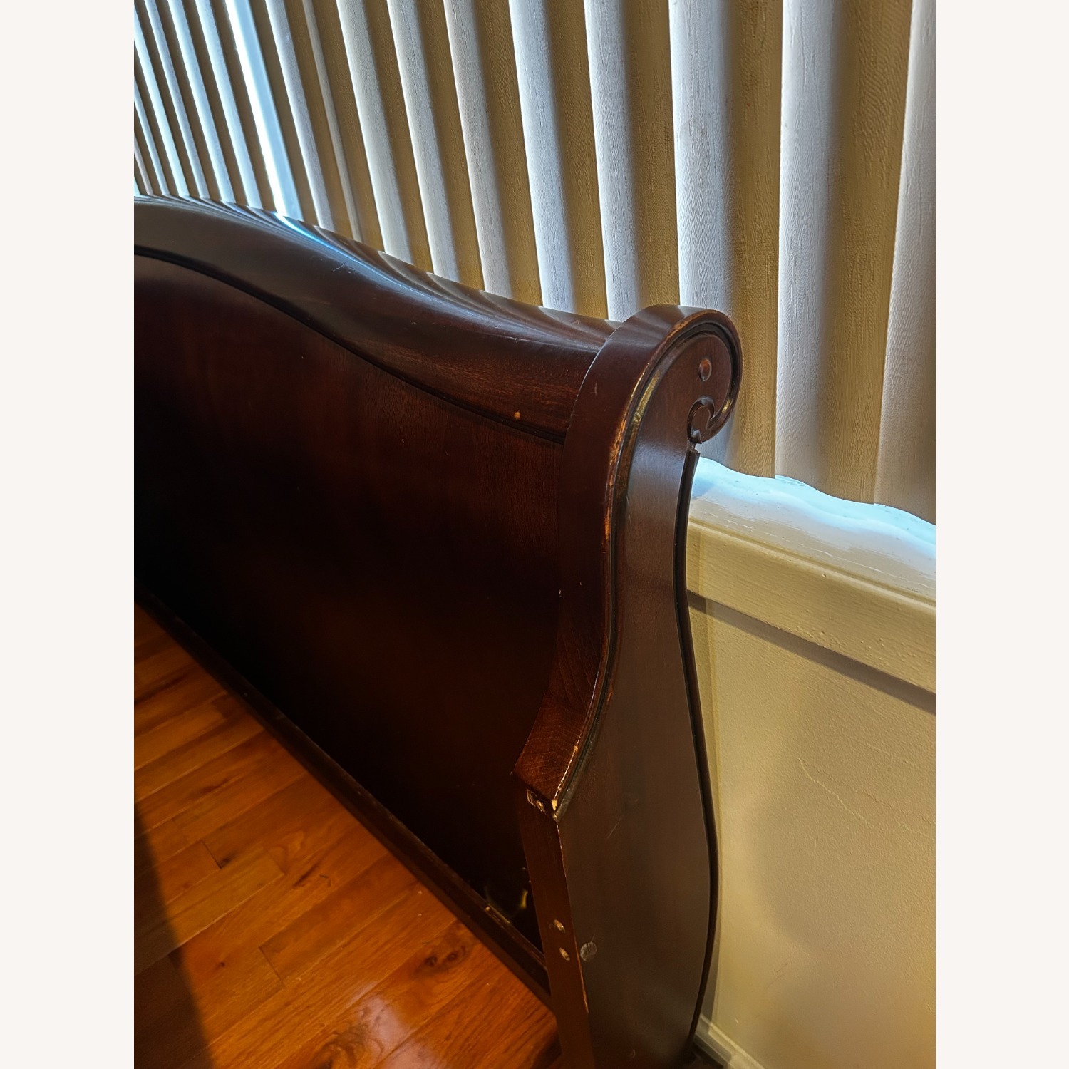 Legacy Classic Furniture Heritage Court Dark Brown Wood King Bed - image-4