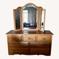 Amish Made Dresser with Mirror 
