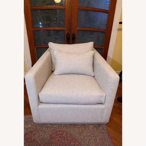 Used Vanguard Furniture White Fabric Armchair for sale on AptDeco