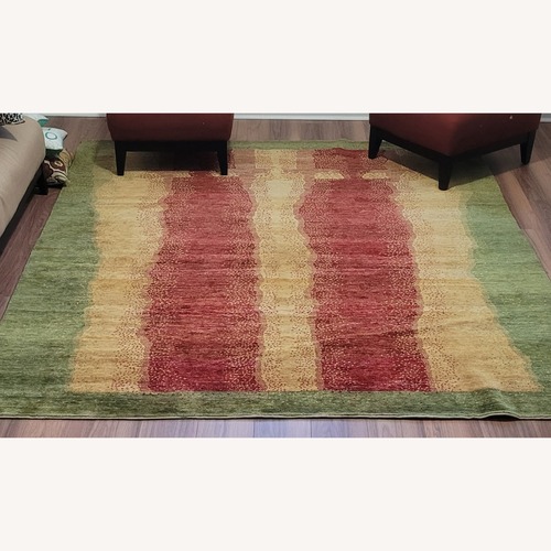 Used Contemporary 8x10 Area Rug – Clean & Pet-Free for sale on AptDeco