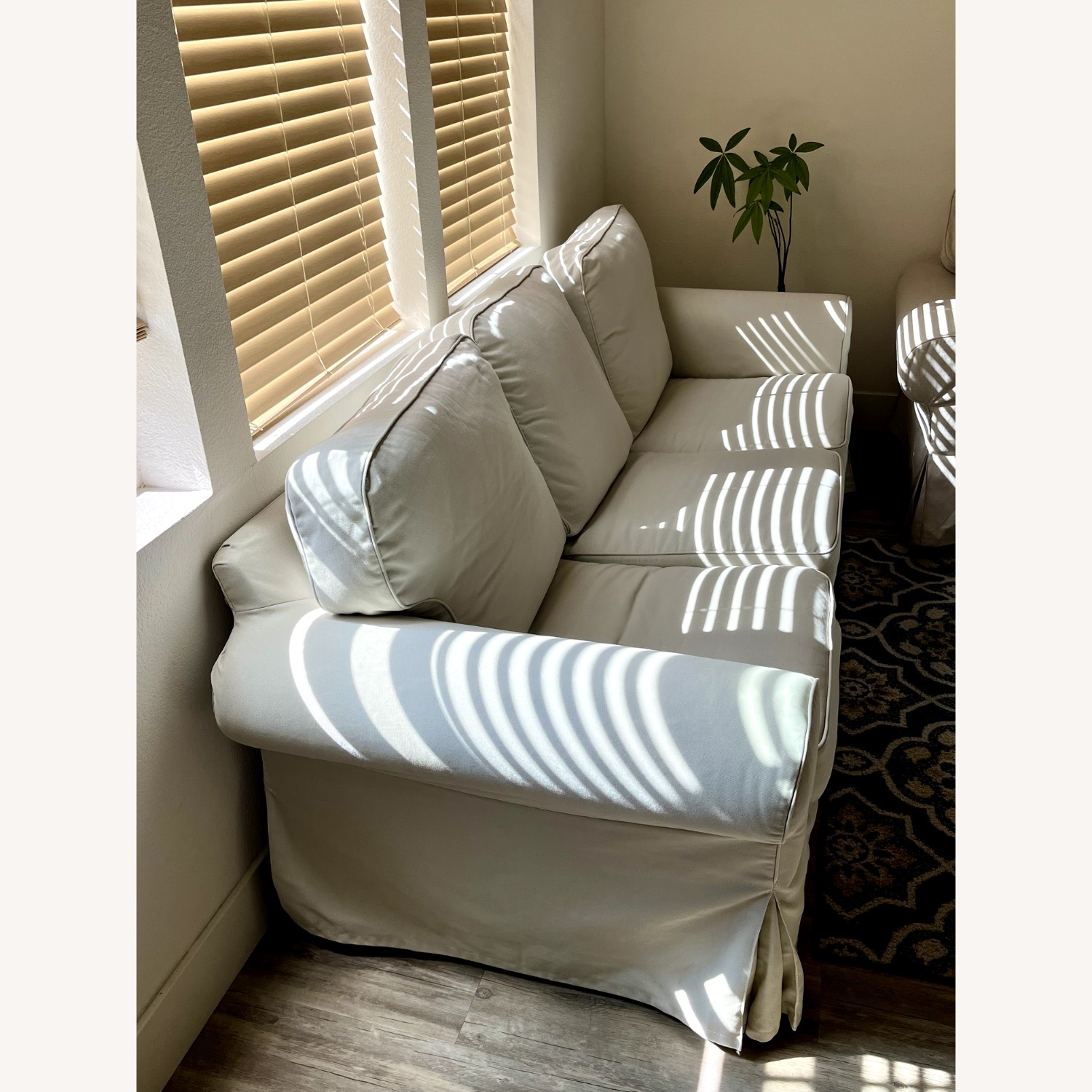 IKEA Uppland Three-Seat Sofa White Fabric - image-3