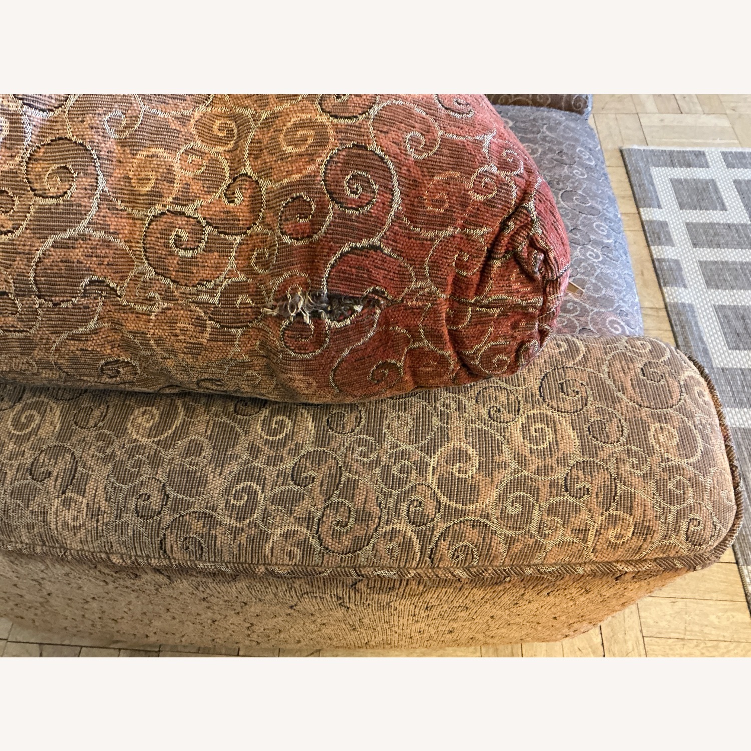 Vintage/Antique Fabric 2 Seater Sofa - image-7