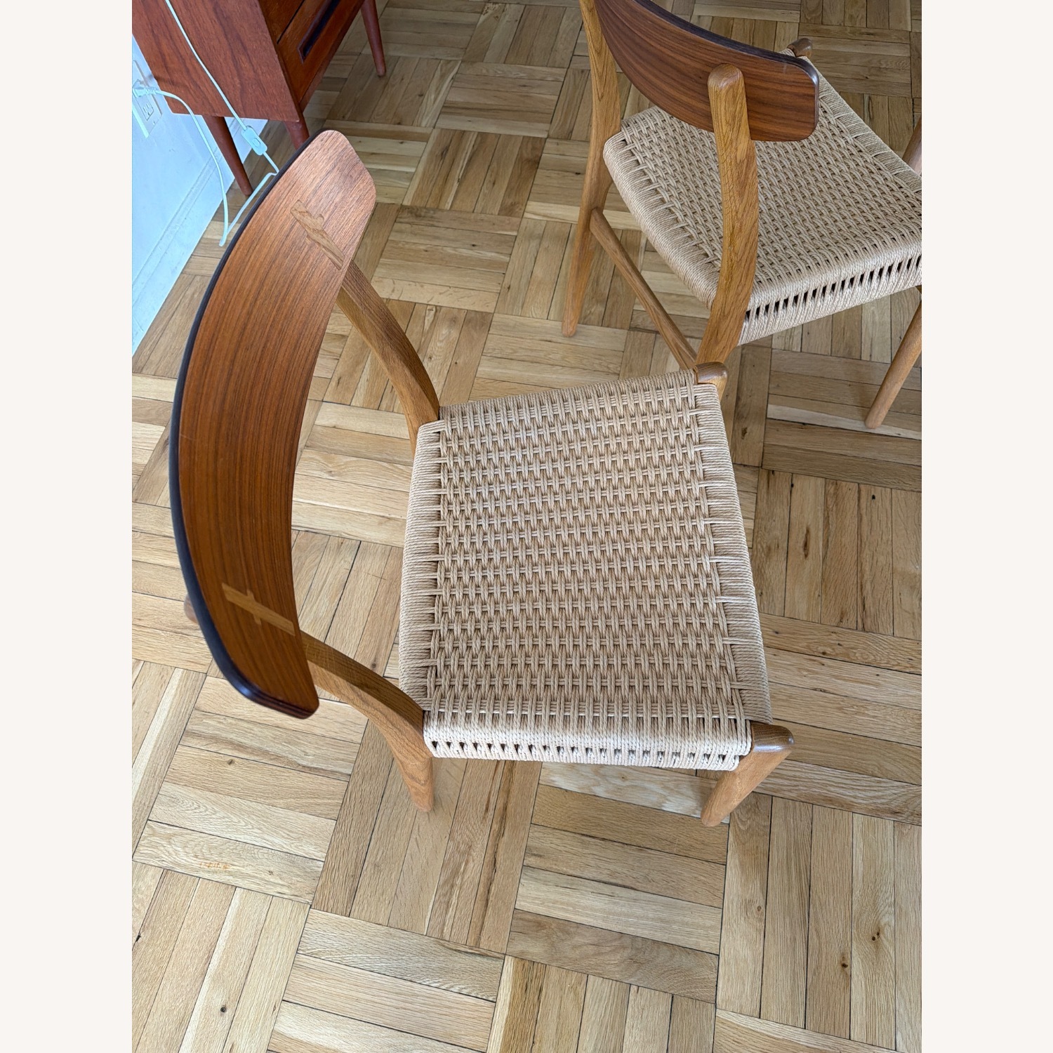 Carl Hansen & Son CH23 Walnut Dining Chair - image-4