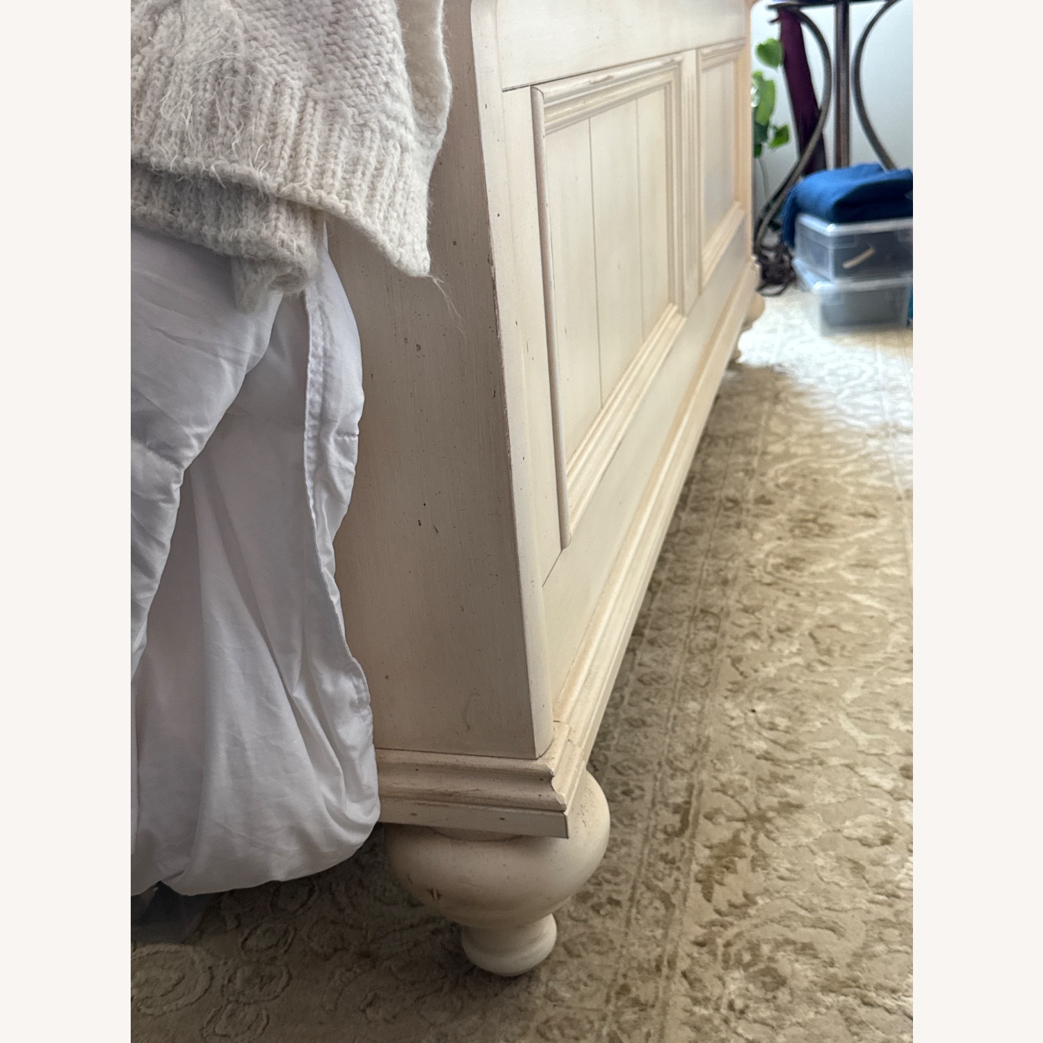 Solid Wood Queen Sleigh Bed - image-5