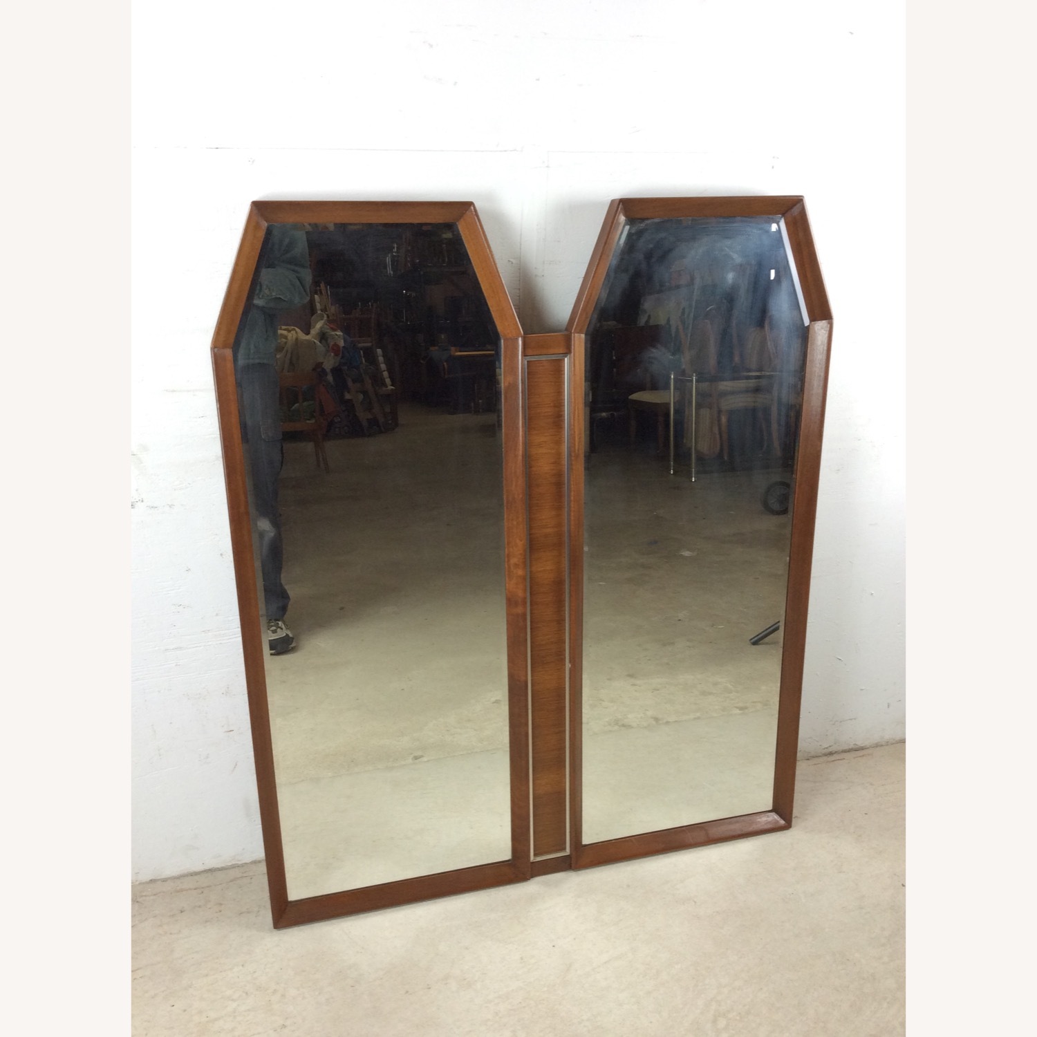 Mid Century Wall Mirror with 2 Hexagonal Mirrors - image-4