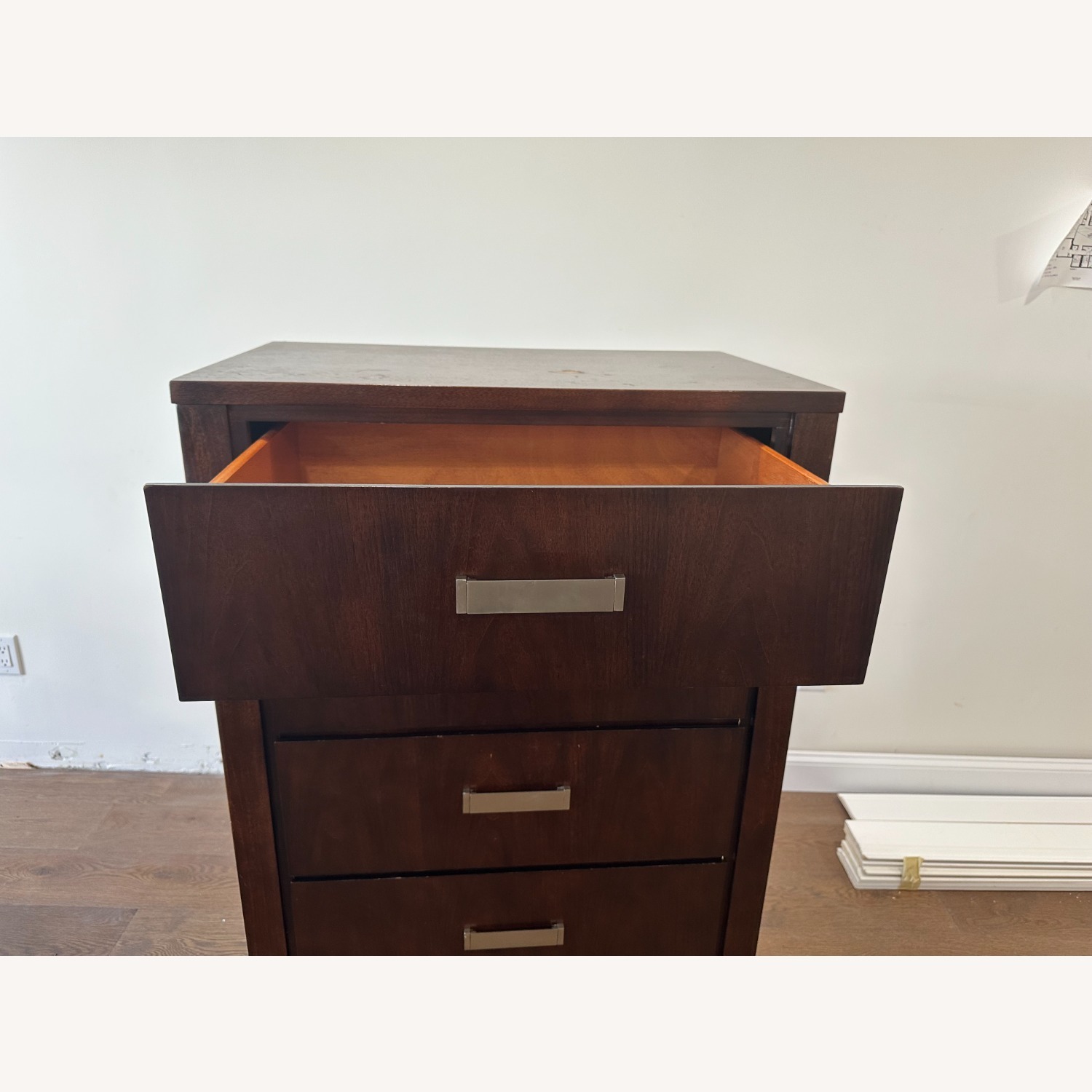 Cherry Wood 5-Drawer Dresser – Hardwood - image-5