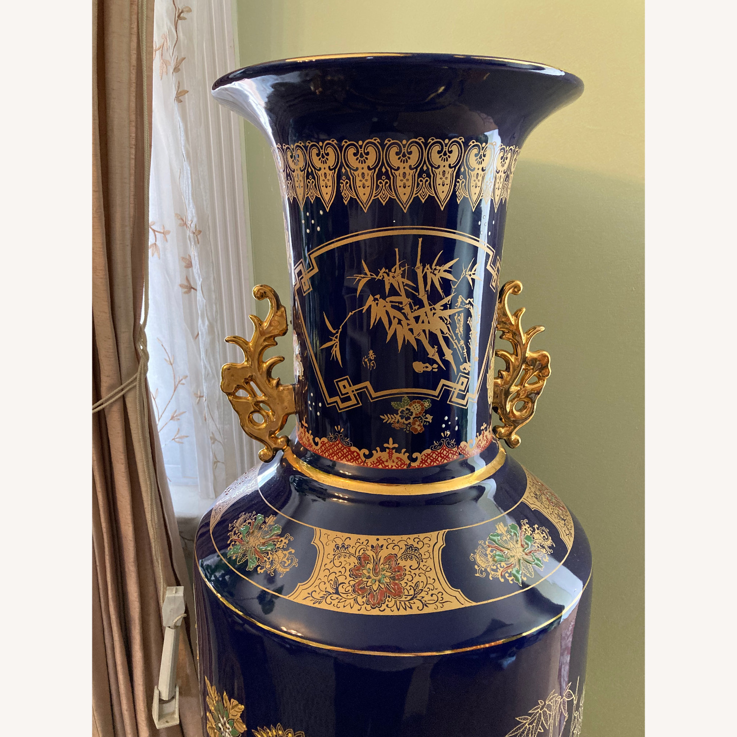 Grand Imperial Cobalt Vase - image-9