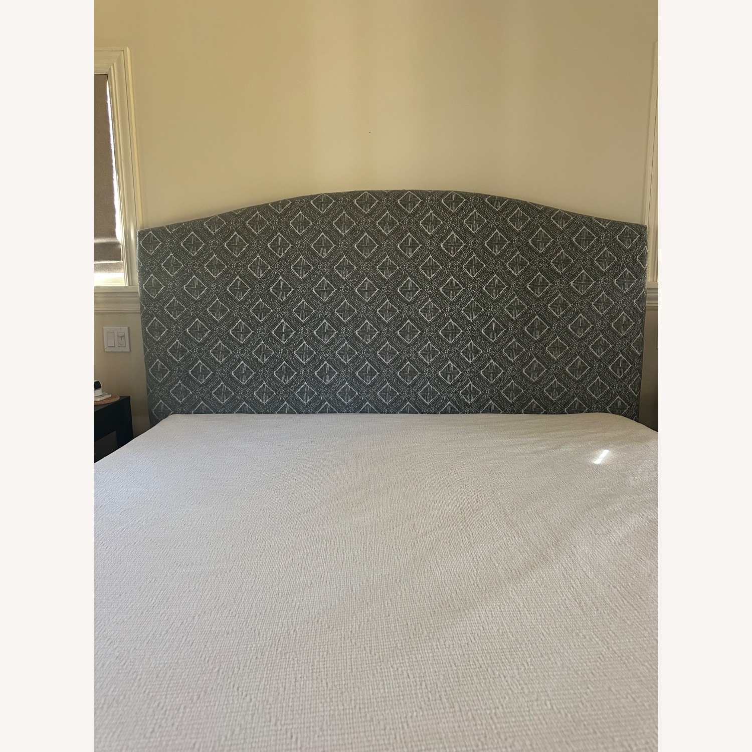 Arhaus Omani King Bed - image-1