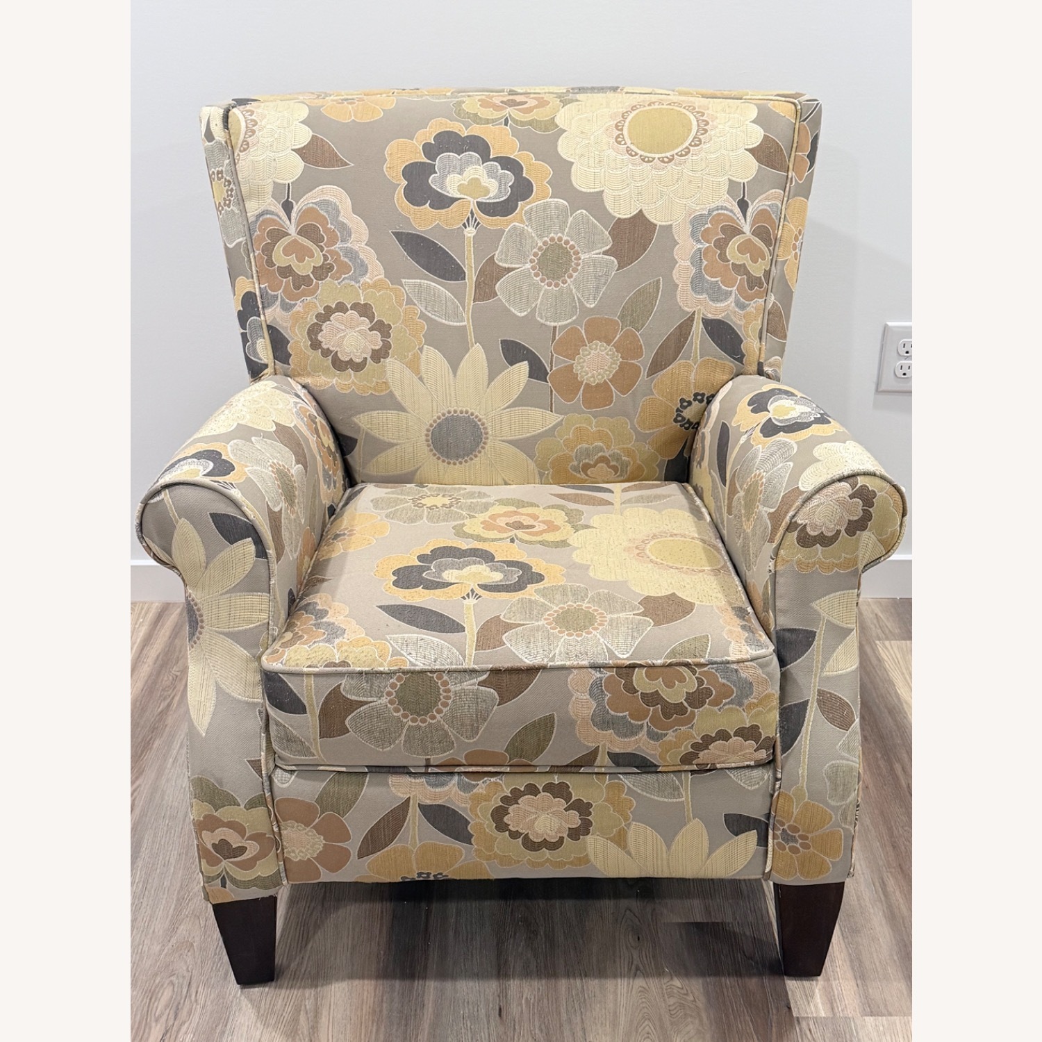 Raymour & Flanigan Natural Fabric Accent Chair - image-2