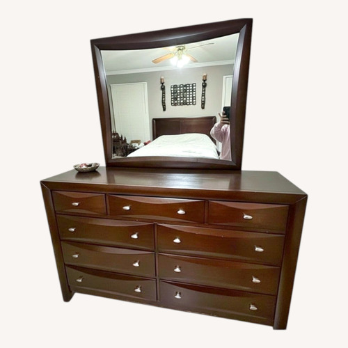 Used Dressing Table  for sale on AptDeco