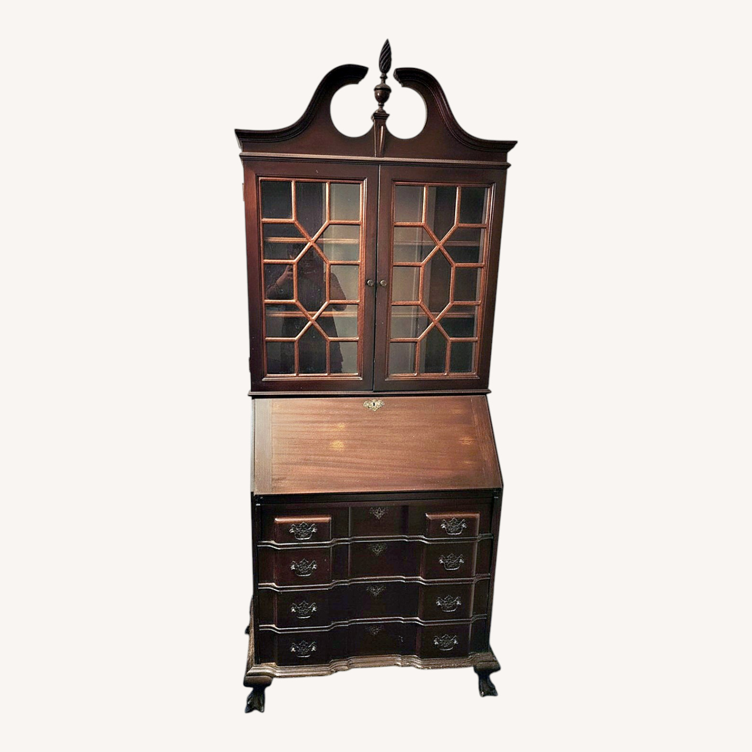 Vintage/Antique Cherry Mahogany Wood Chest - image-0