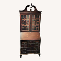 Vintage/Antique Cherry Mahogany Wood Chest