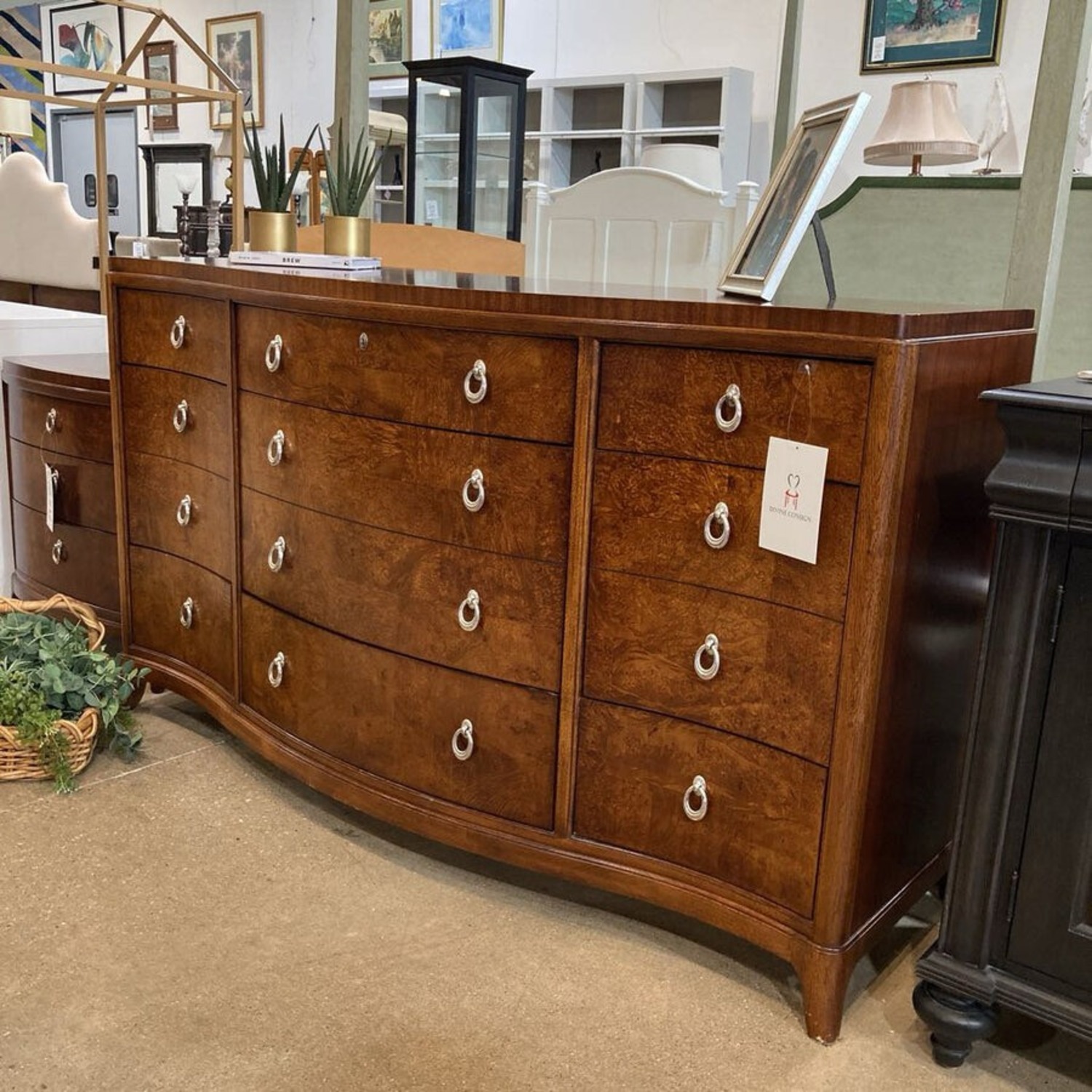 Thomasville Bogart 9-Drawer Dresser - image-2