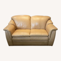 La-Z-Boy Leather 2-Seat Buttercream Loveseat