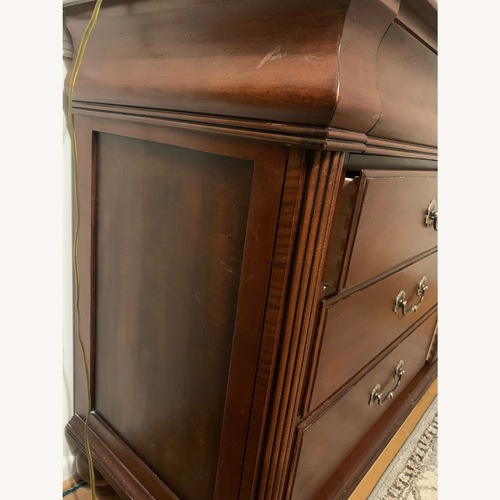 Used Ethan Allen 9-drawer Dresser  for sale on AptDeco