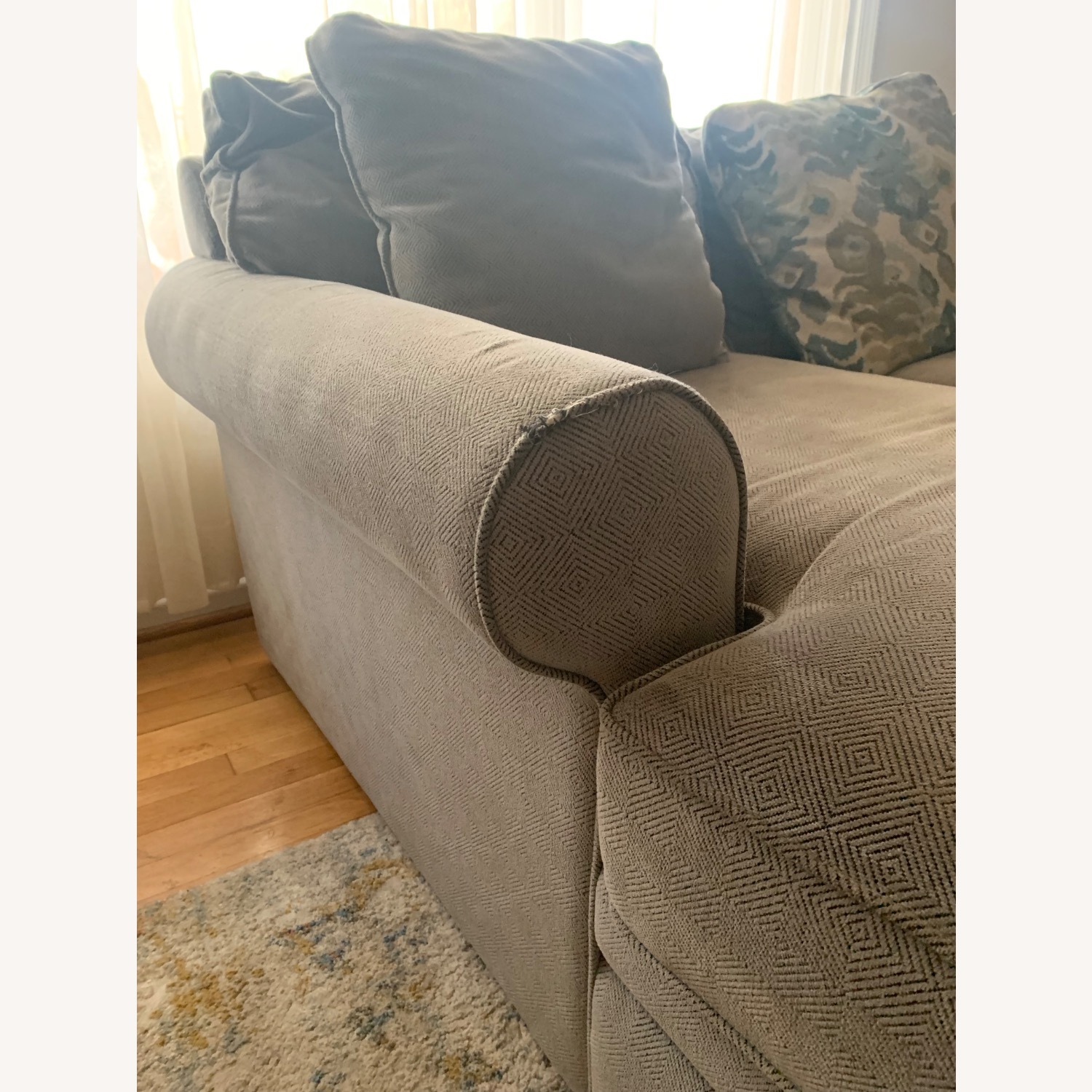 Laz-Boy Sofa Sectional 3+seats - image-3