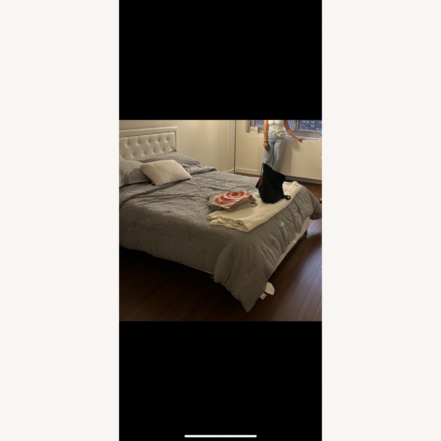 Walmart Homfa White Faux Leather Queen Bed - image-4