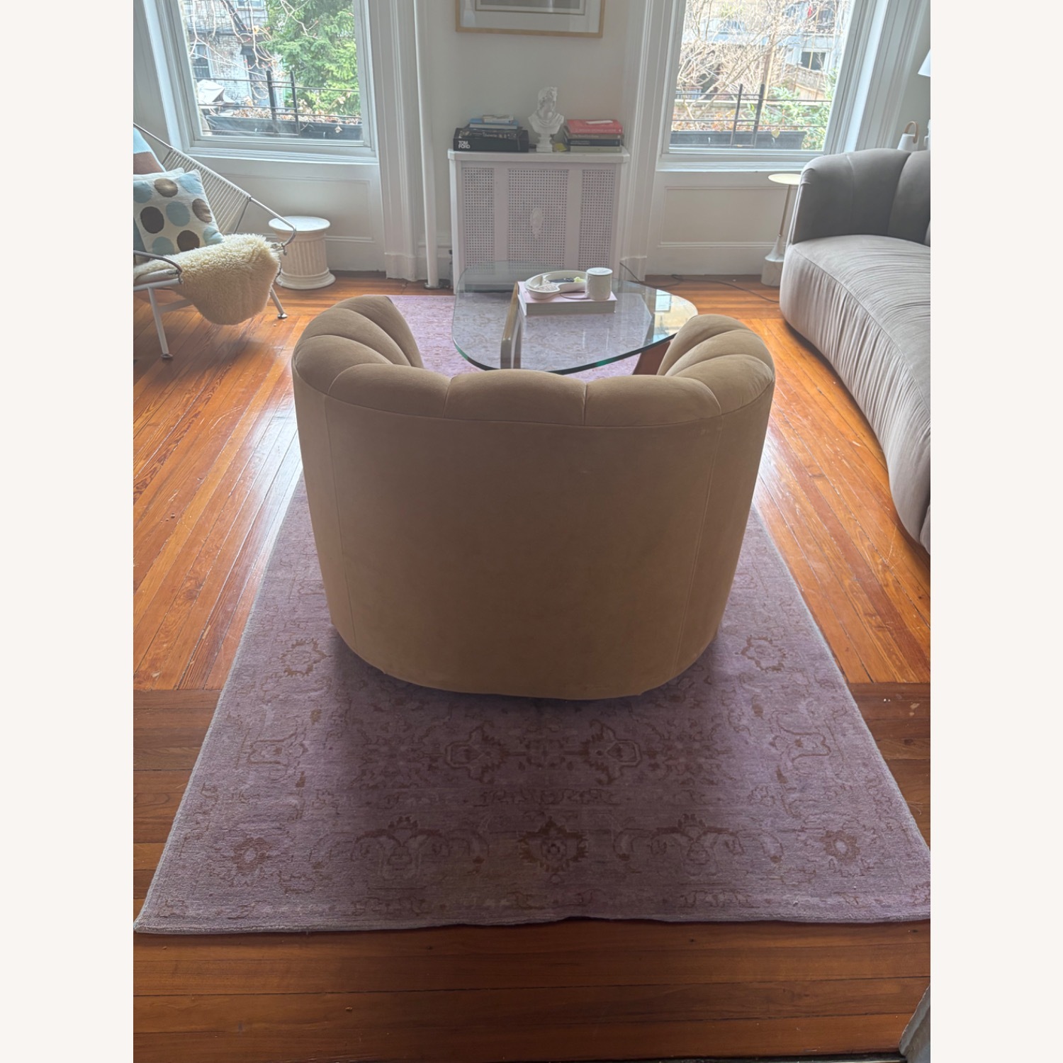 Amira Swivel Custom Chair - image-2