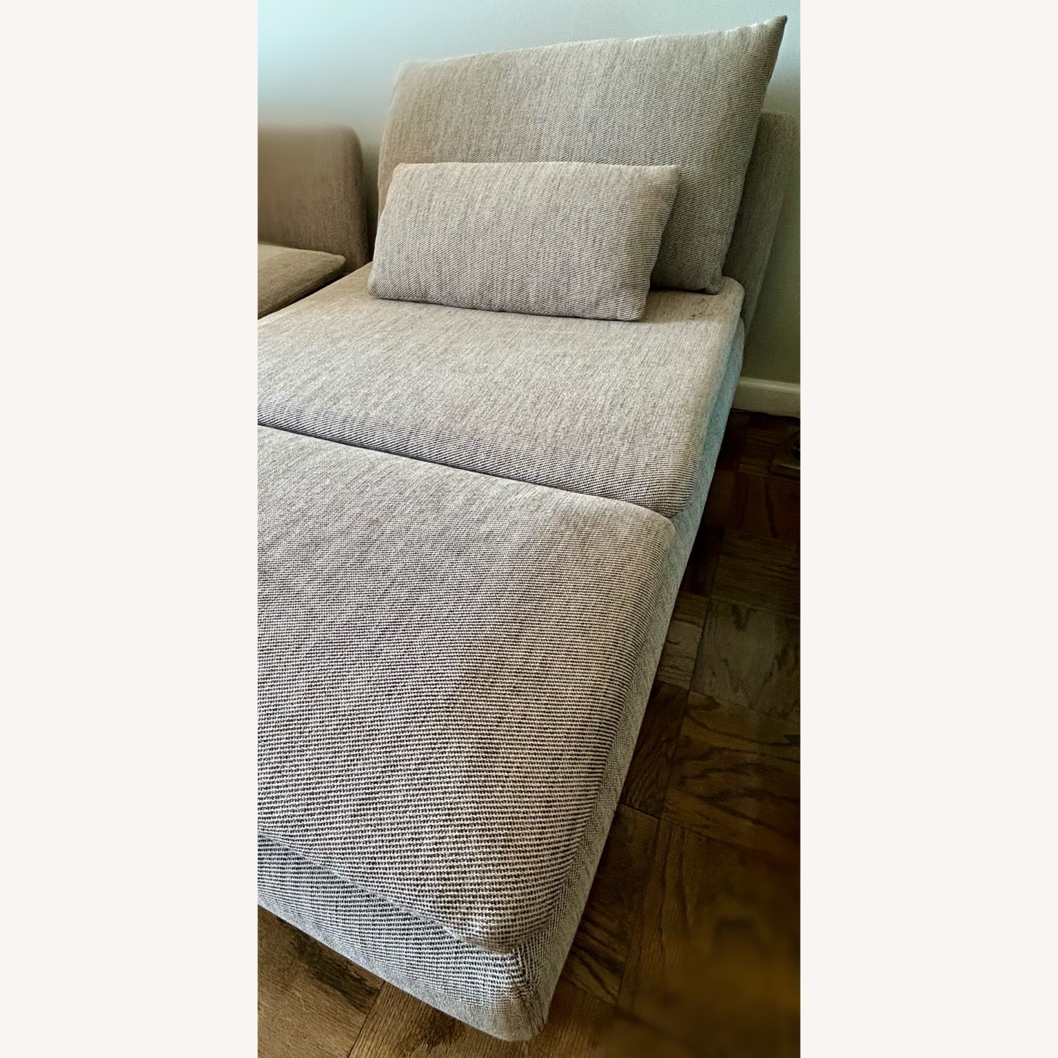 SÖDERHAMN Cozy Chaise Lounge With a Minimalist Design - image-7