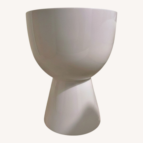 Used Polspotten White Lacquer Side Table for sale on AptDeco