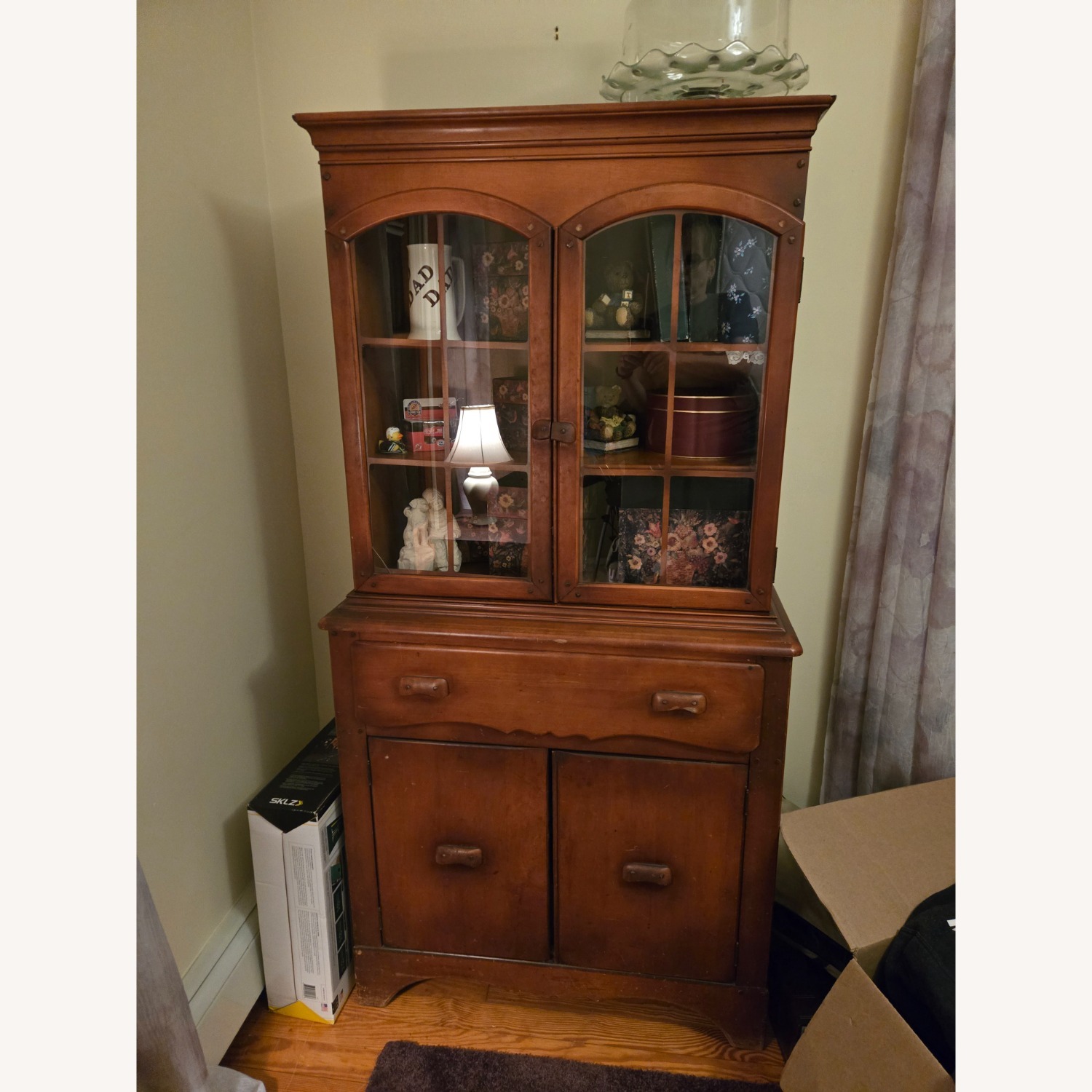Maple Hutch - image-3
