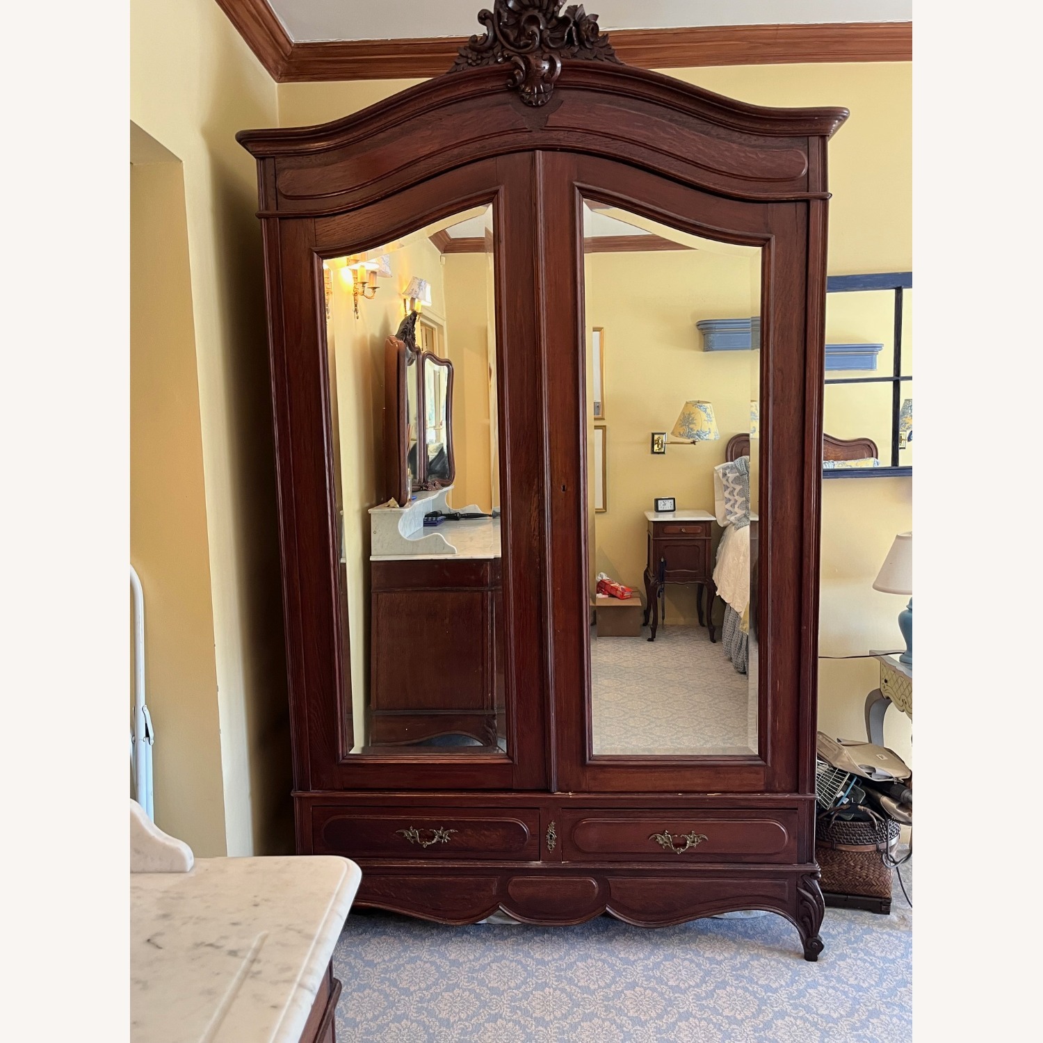 Modern Armoire / Wardrobe - image-1