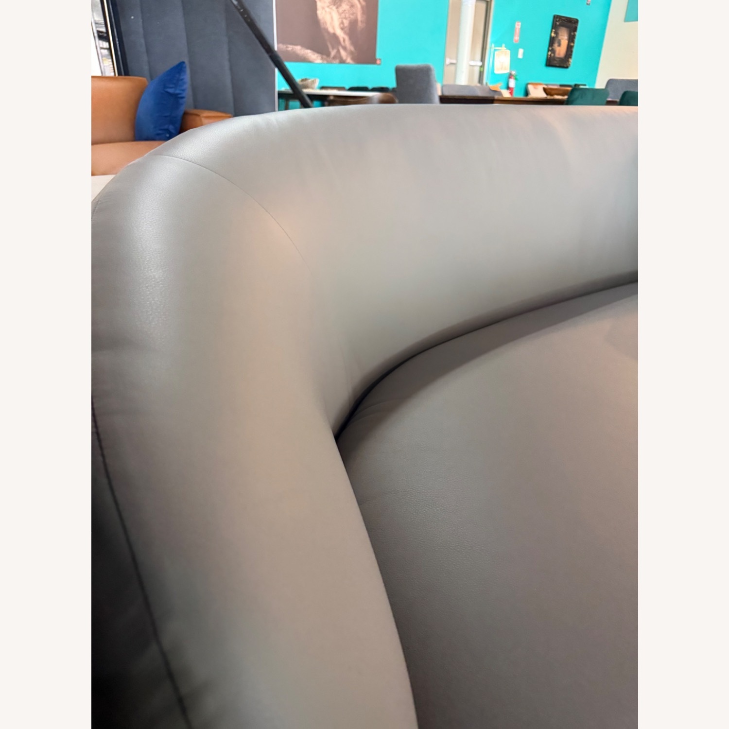 Vista Midinmod Sofa - image-3