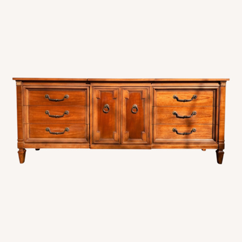 Used Thomasville Vintage 9 Drawer Dresser for sale on AptDeco