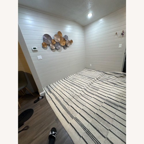 Used Surya Light Gray Area Rug 8' x 10' for sale on AptDeco