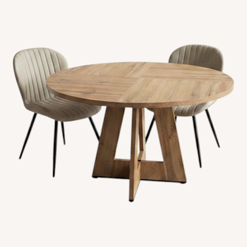 Used Contemporary Dining Set for sale on AptDeco