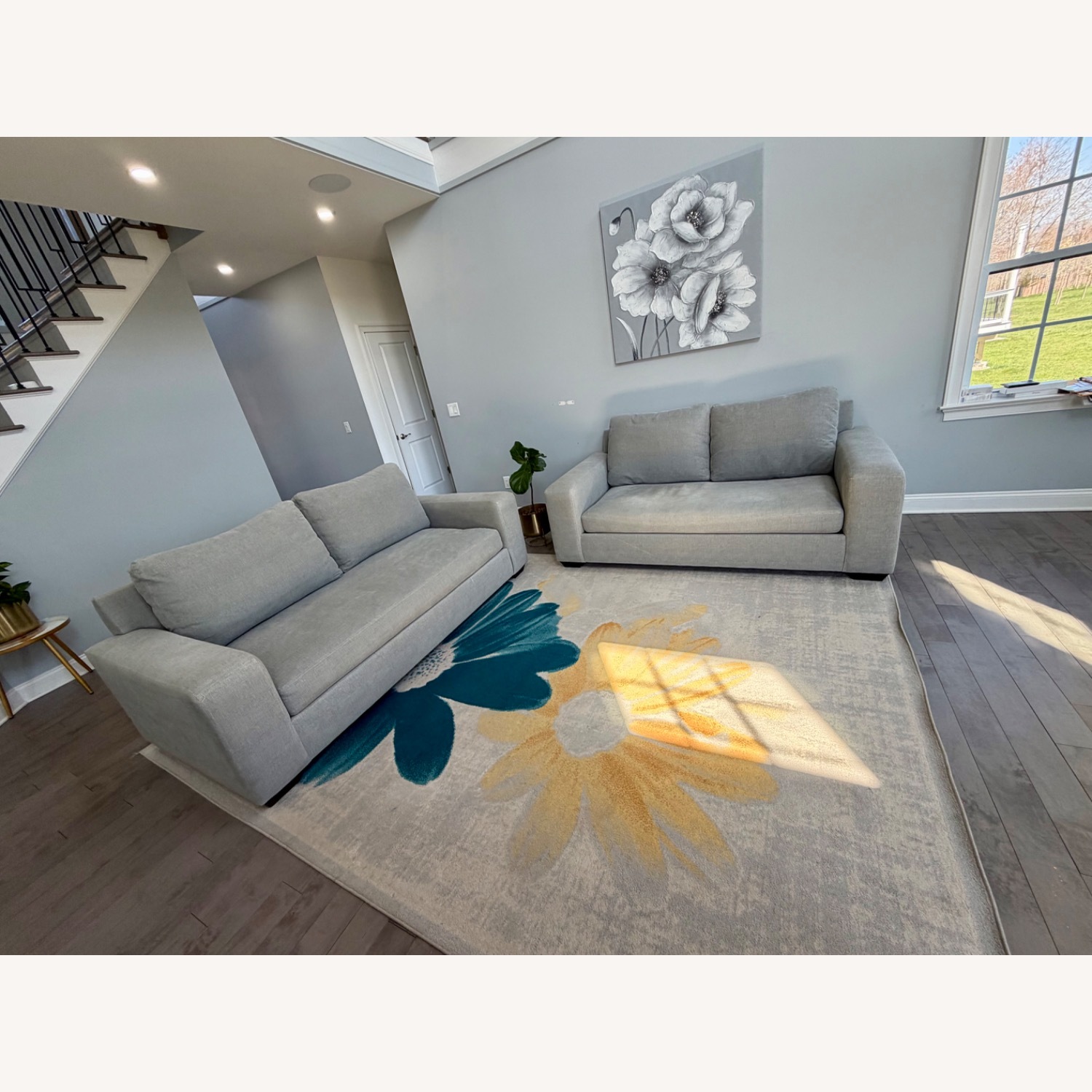 Pottery Barn Light Gray Fabric 3+ Seater Sofa - image-4