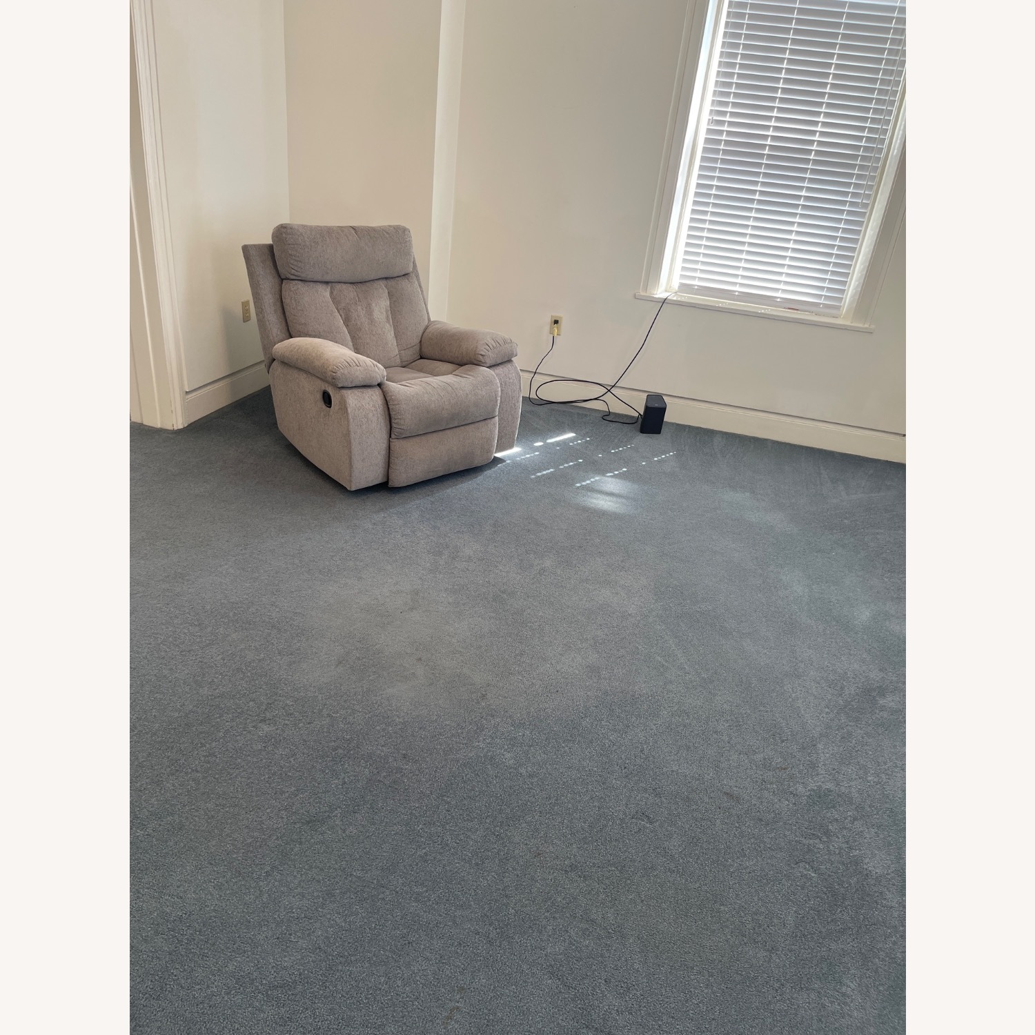 Ashley Furniture Ludden Plush Rocker Recliner - image-2