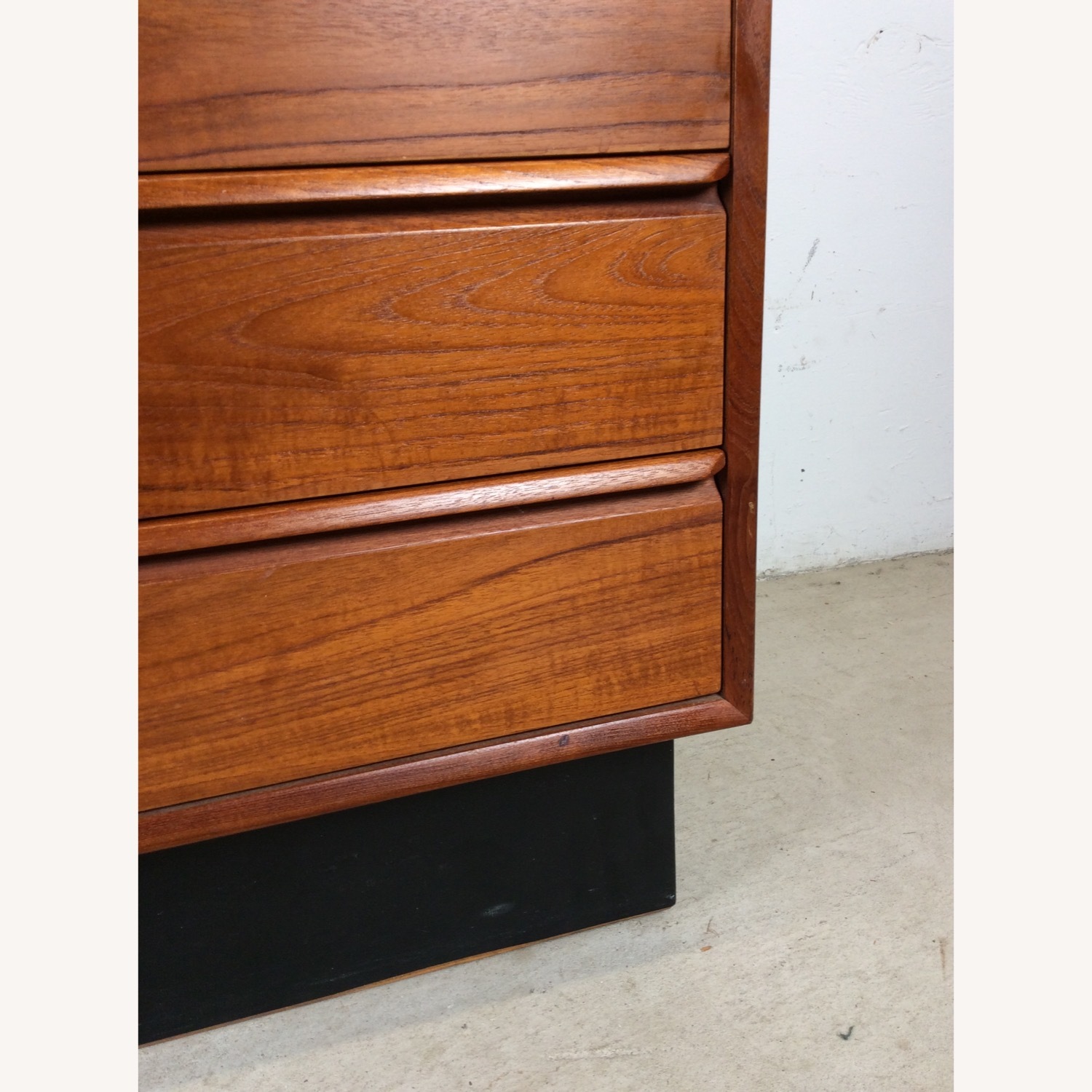 Danish Modern Teak 8 Drawer Lowboy Dresser - image-13
