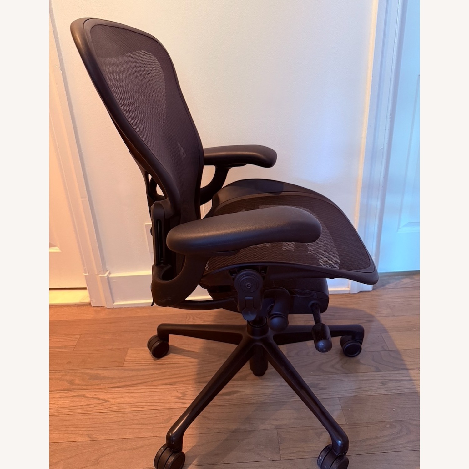 Herman Miller Aeron Chair – Size B  - image-2