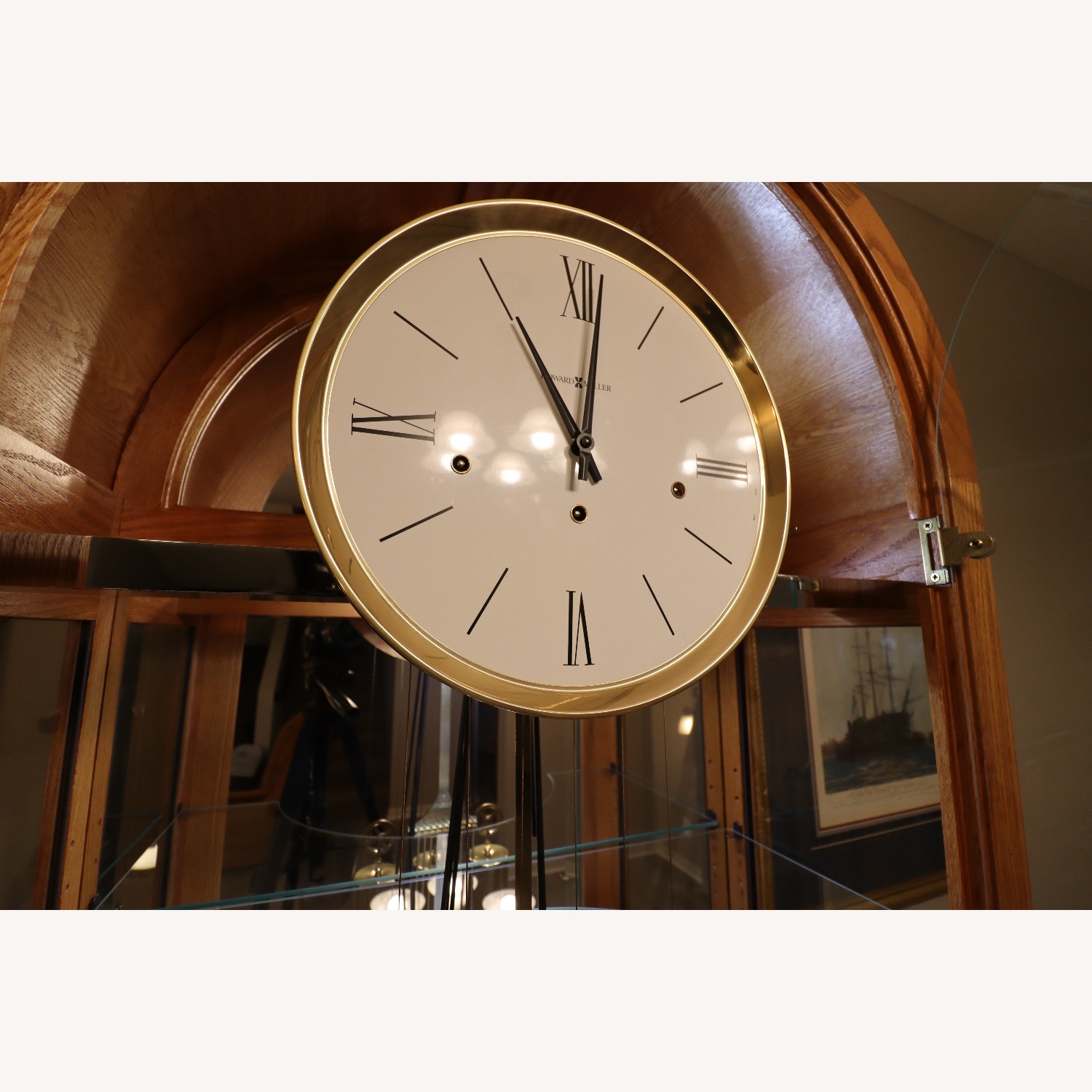 Howard Miller Décor - image-7