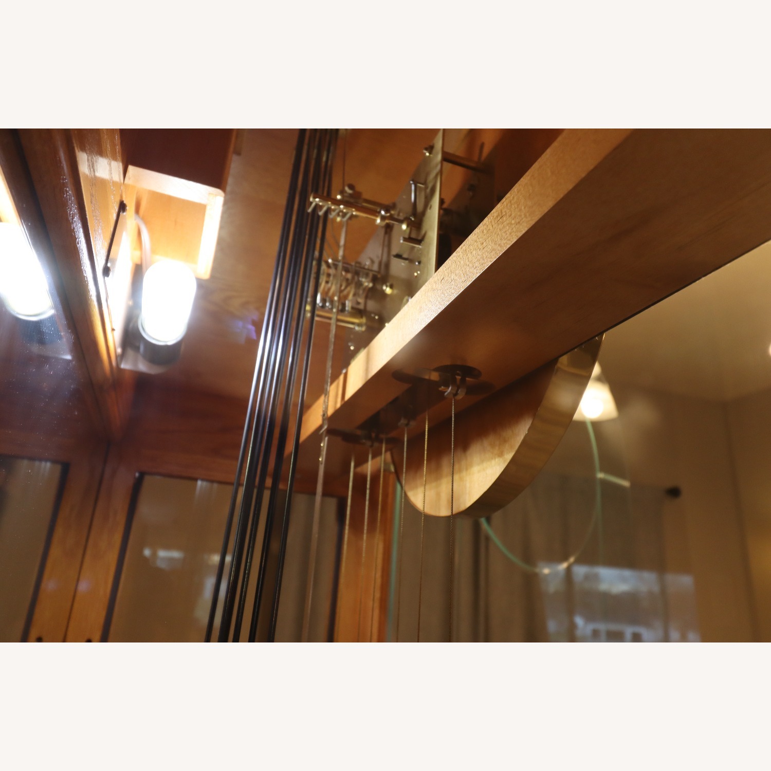 Howard Miller Décor - image-13