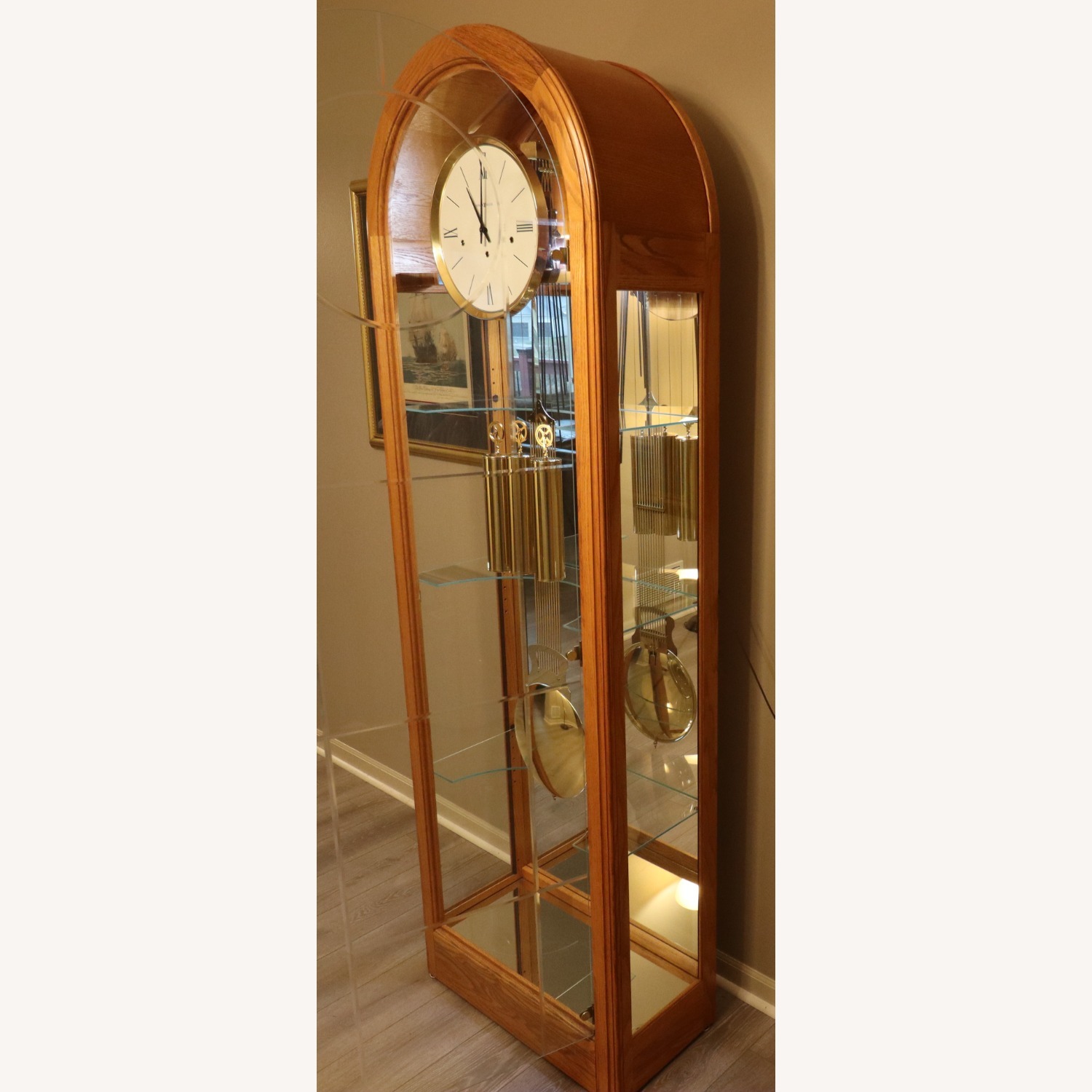 Howard Miller Décor - image-4