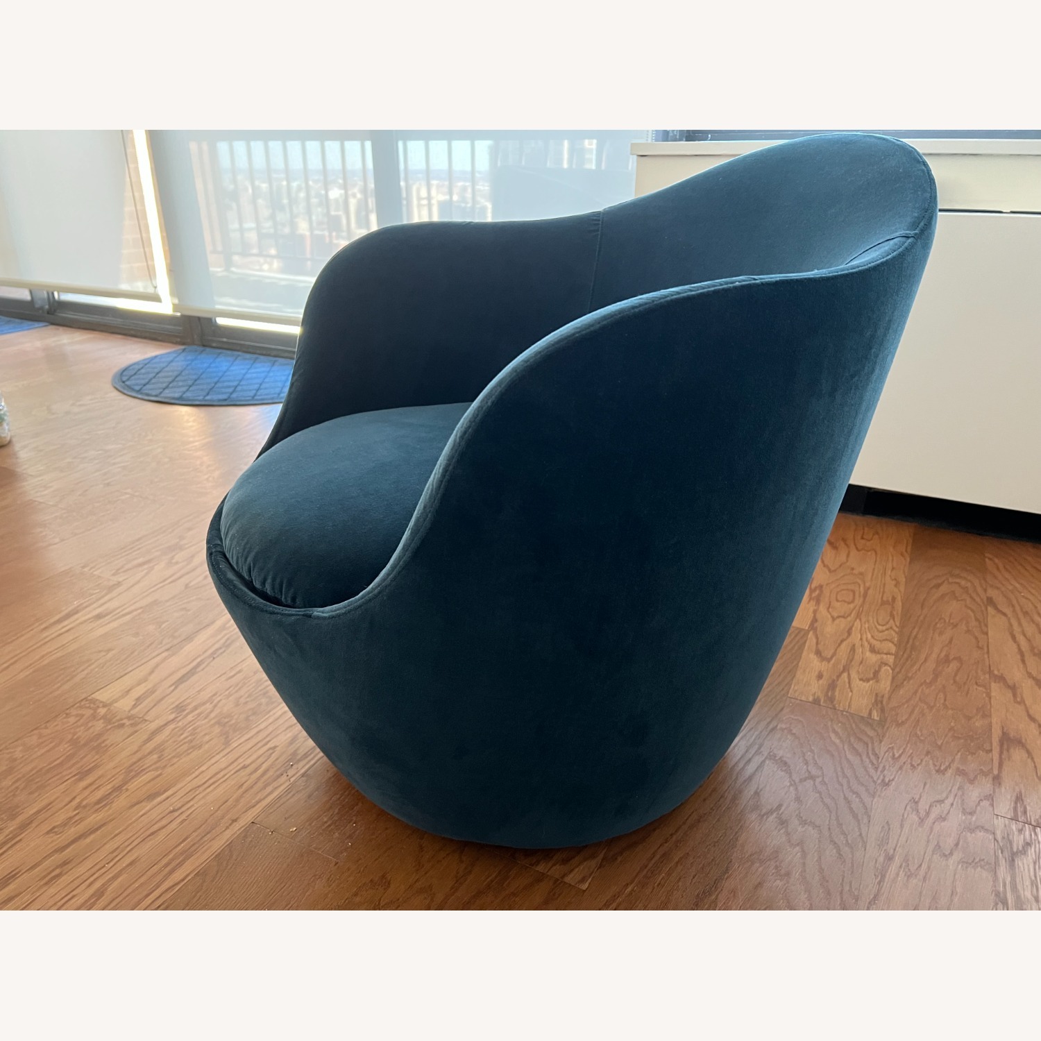 Lina Swivel Chair Blue Velvet Accent Chair - image-6