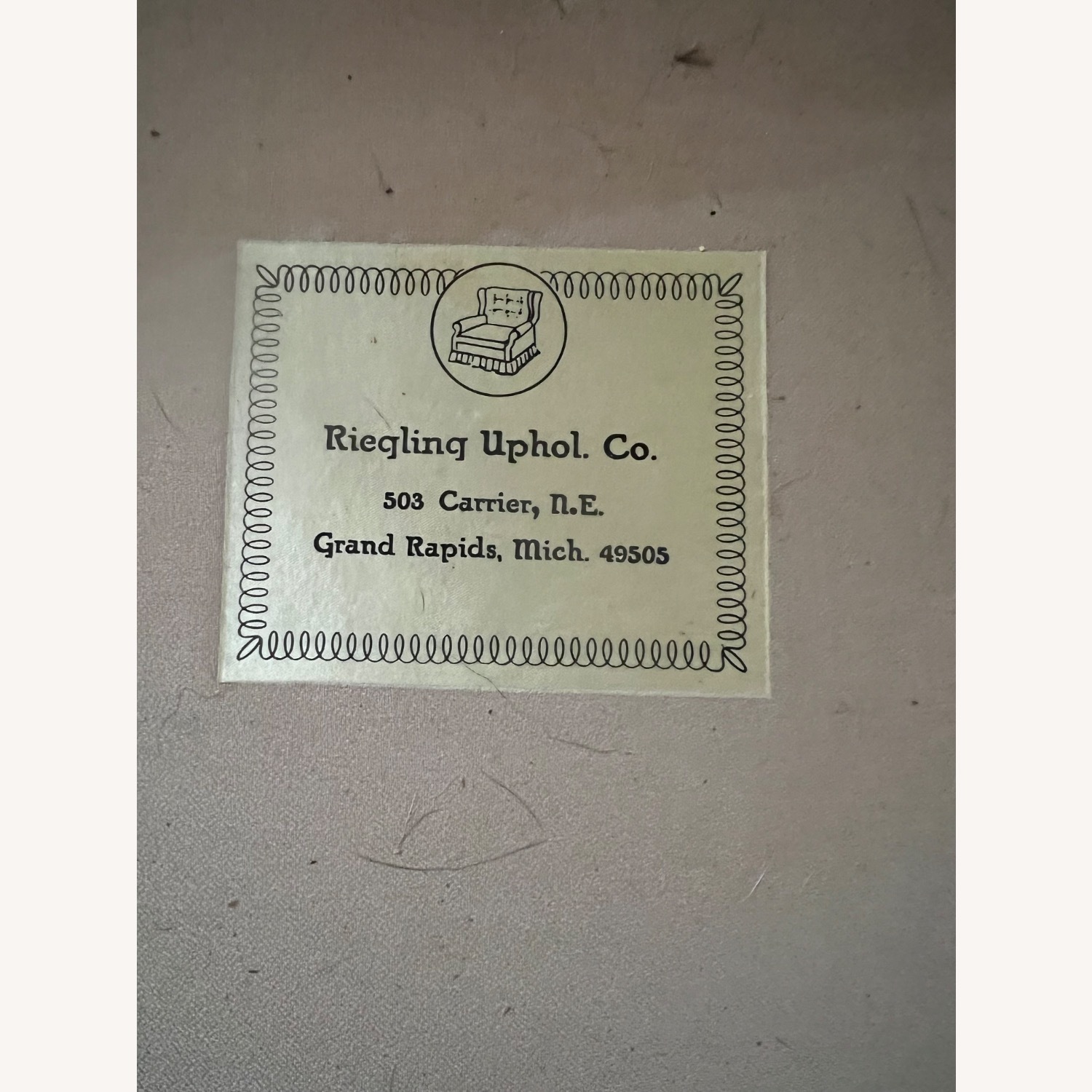 Vintage/Antique 3+ Seater Sofa - image-2