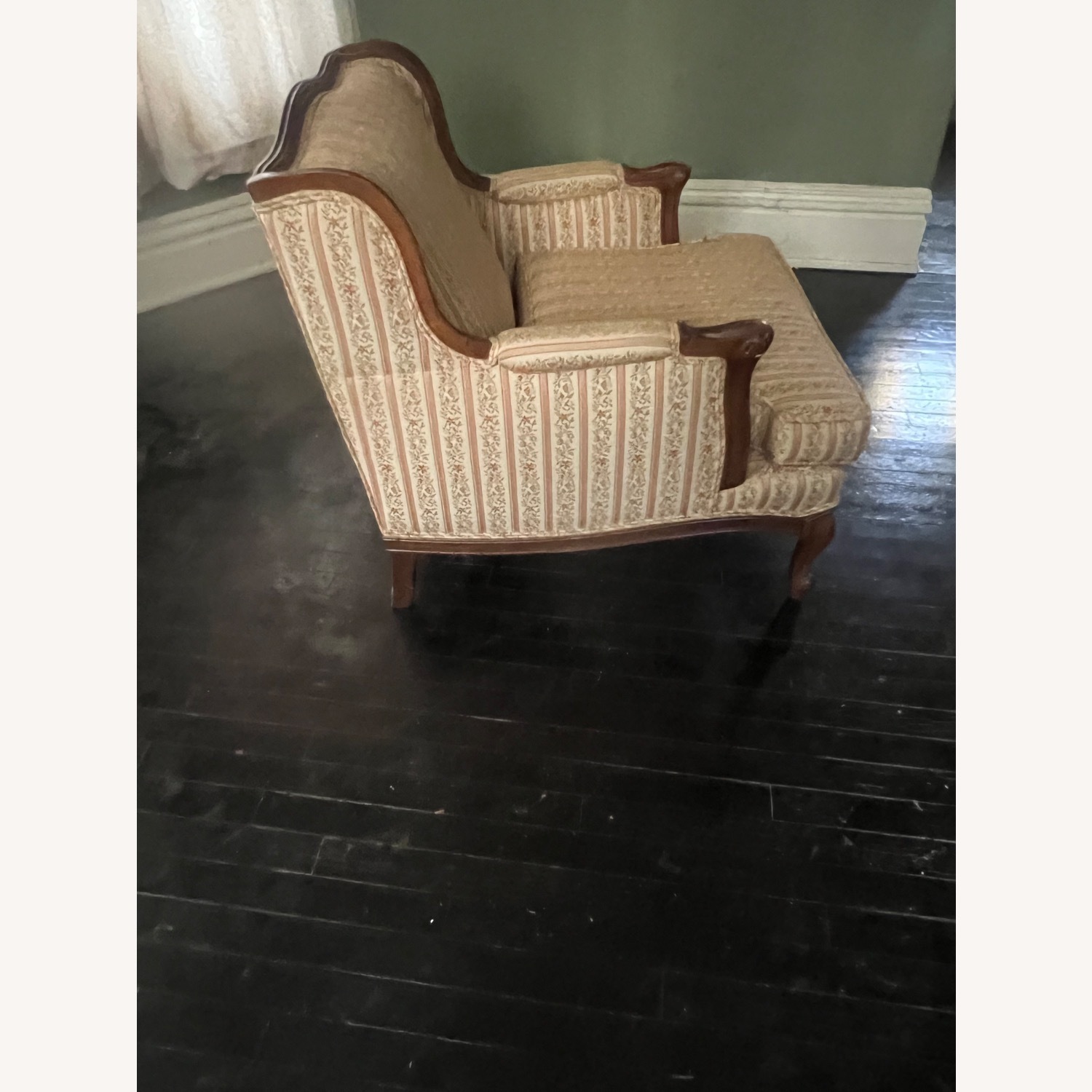 Vintage/Antique Accent Chair - image-1
